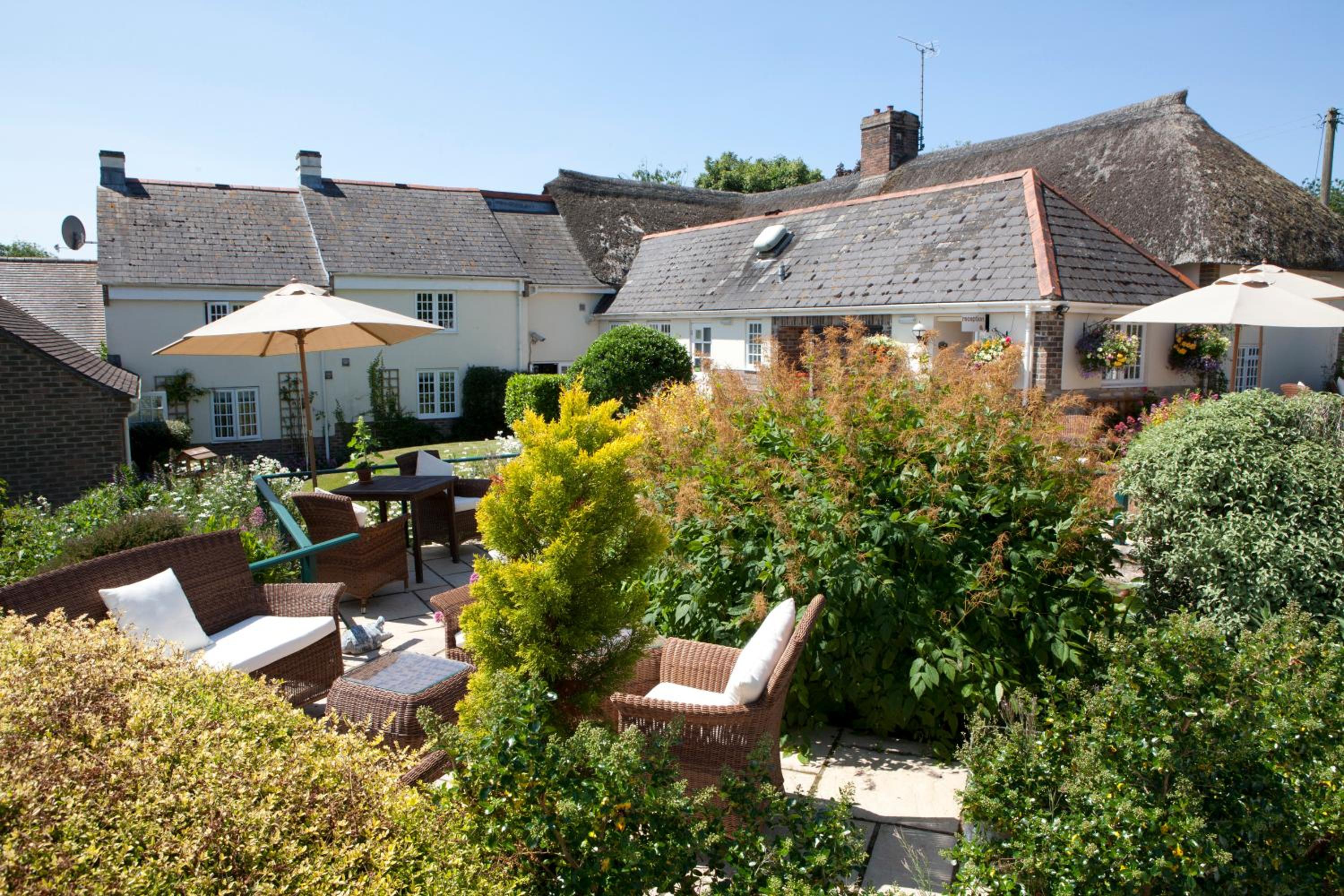 Yalbury Cottage