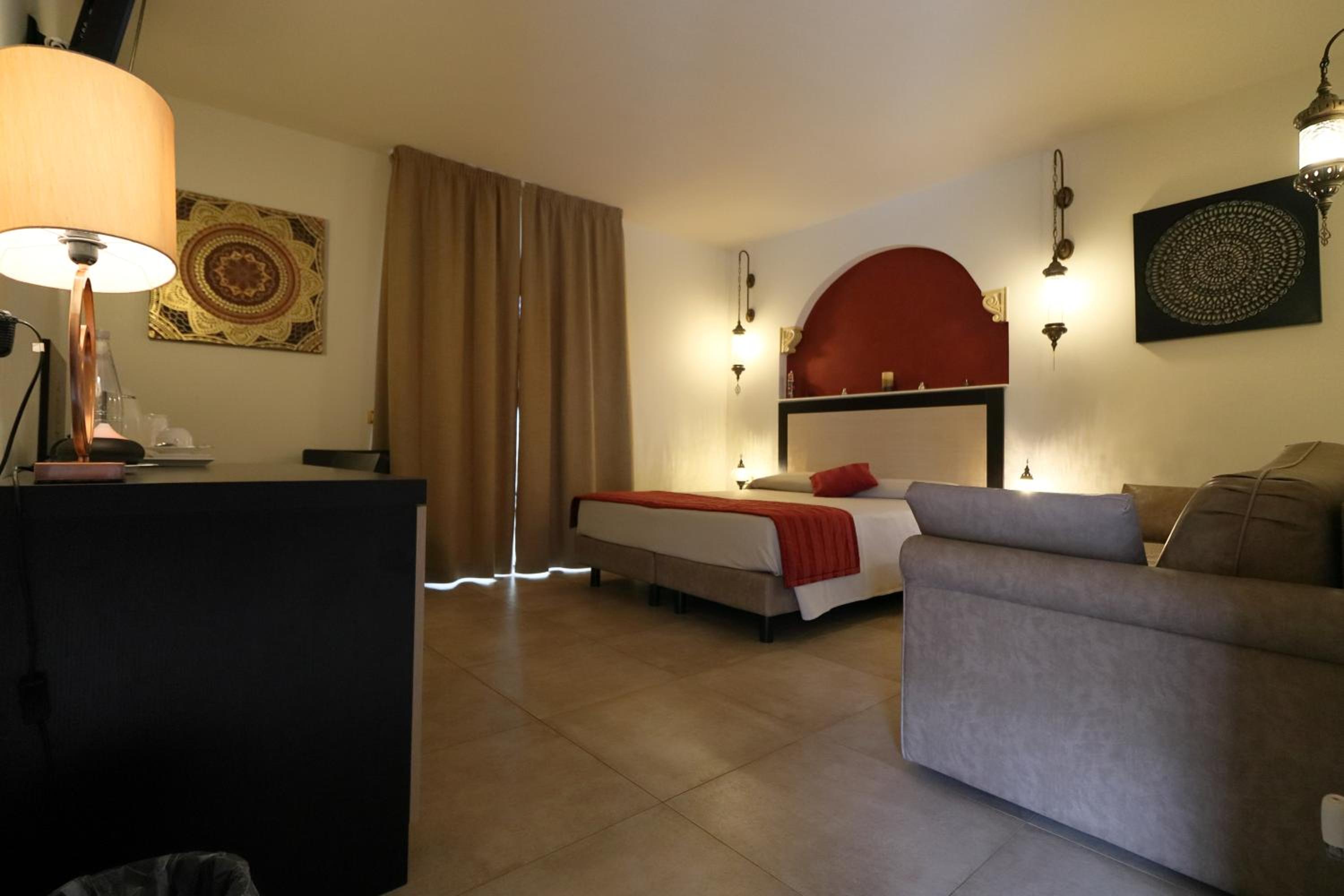 RIAD Comfort Rooms