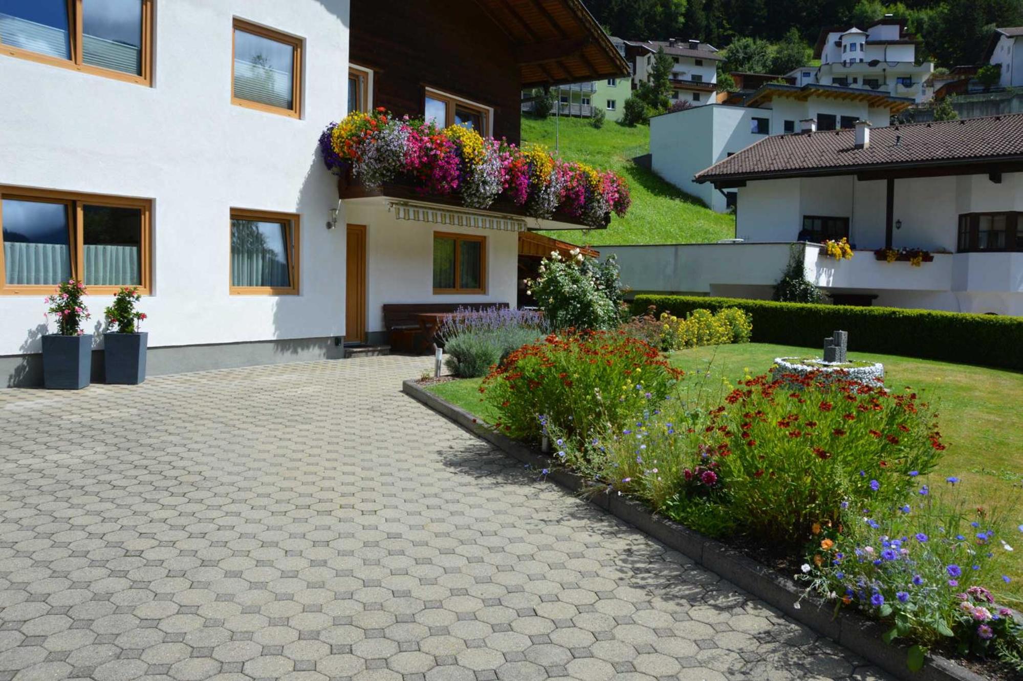 Ferienwohnung Plattner inklusive Sommercard view 2