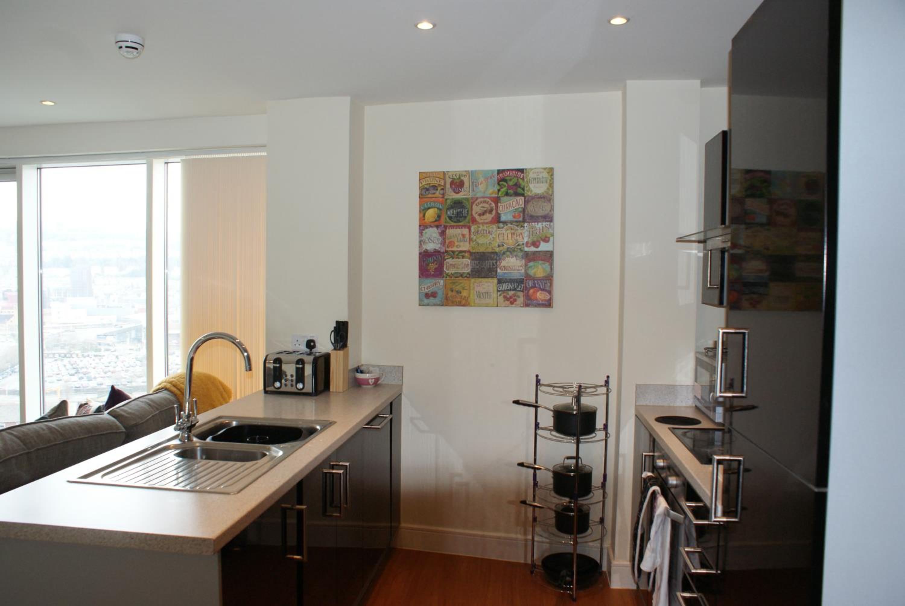 Coastal City Rooms – Waterfront view 4