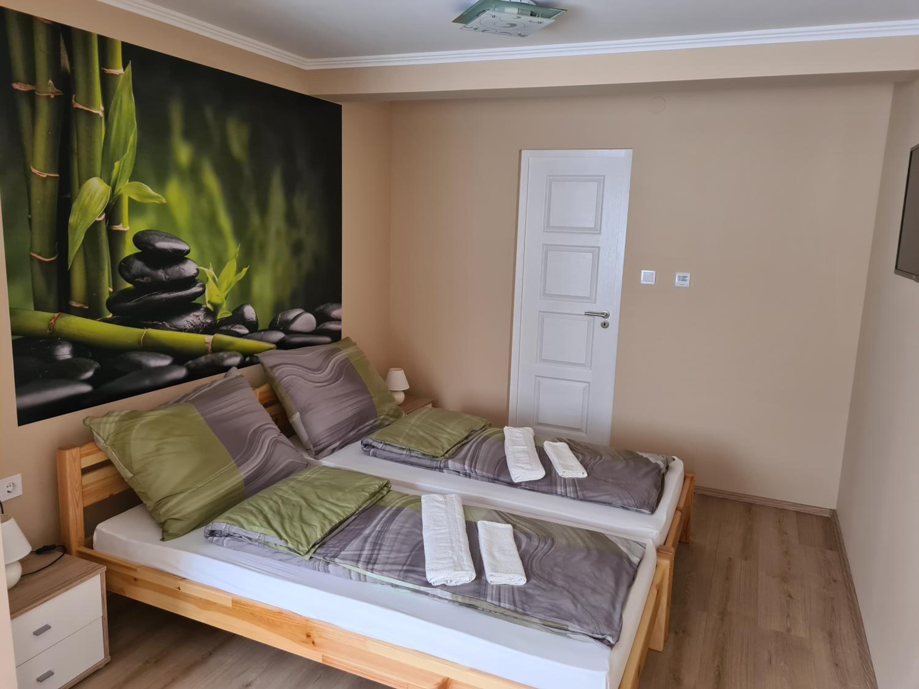 Napfény Apartman view 5