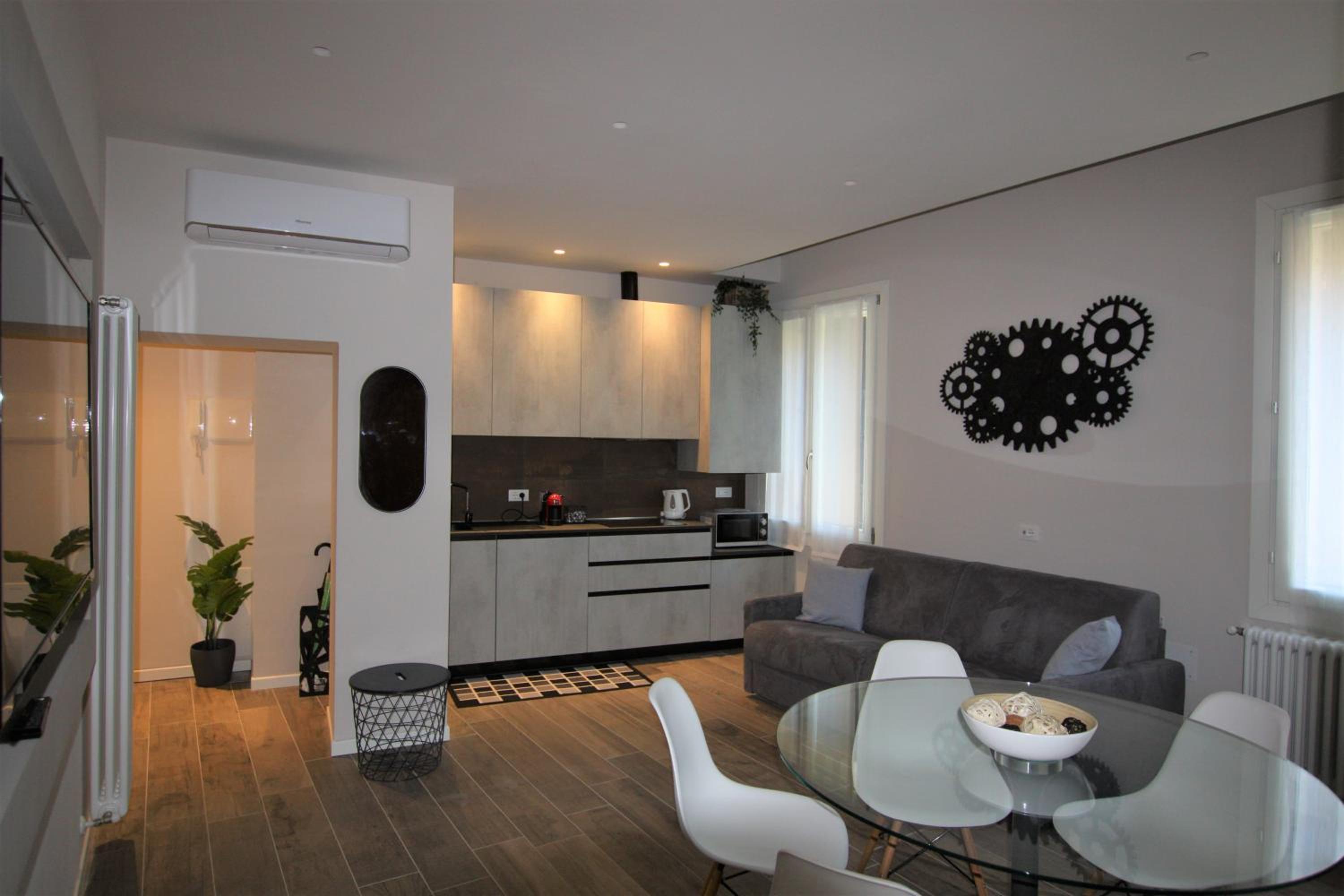Magno Luxury Apt Canal View