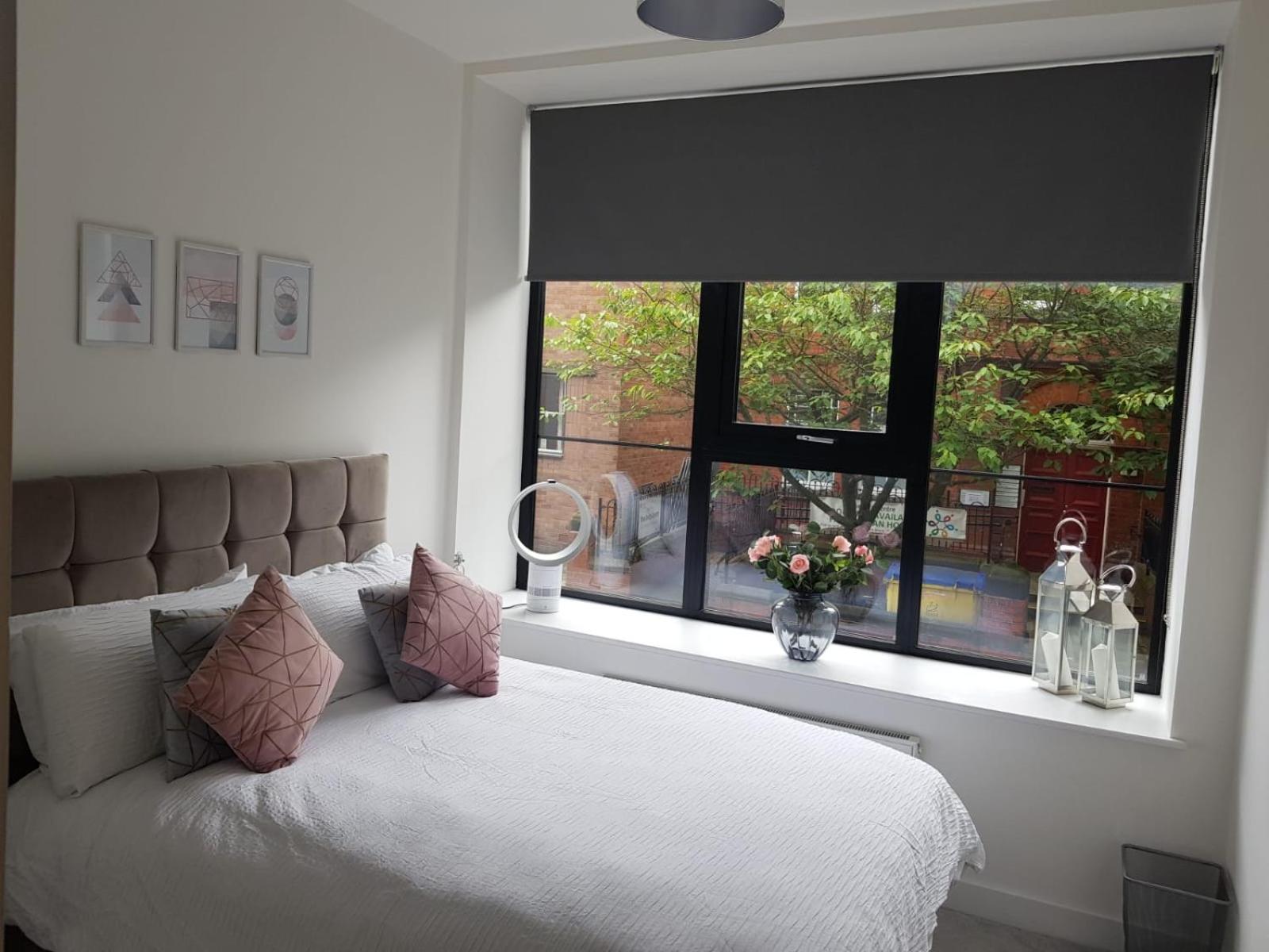 34 Cuppin Street - luxury city centre apartment! view 4