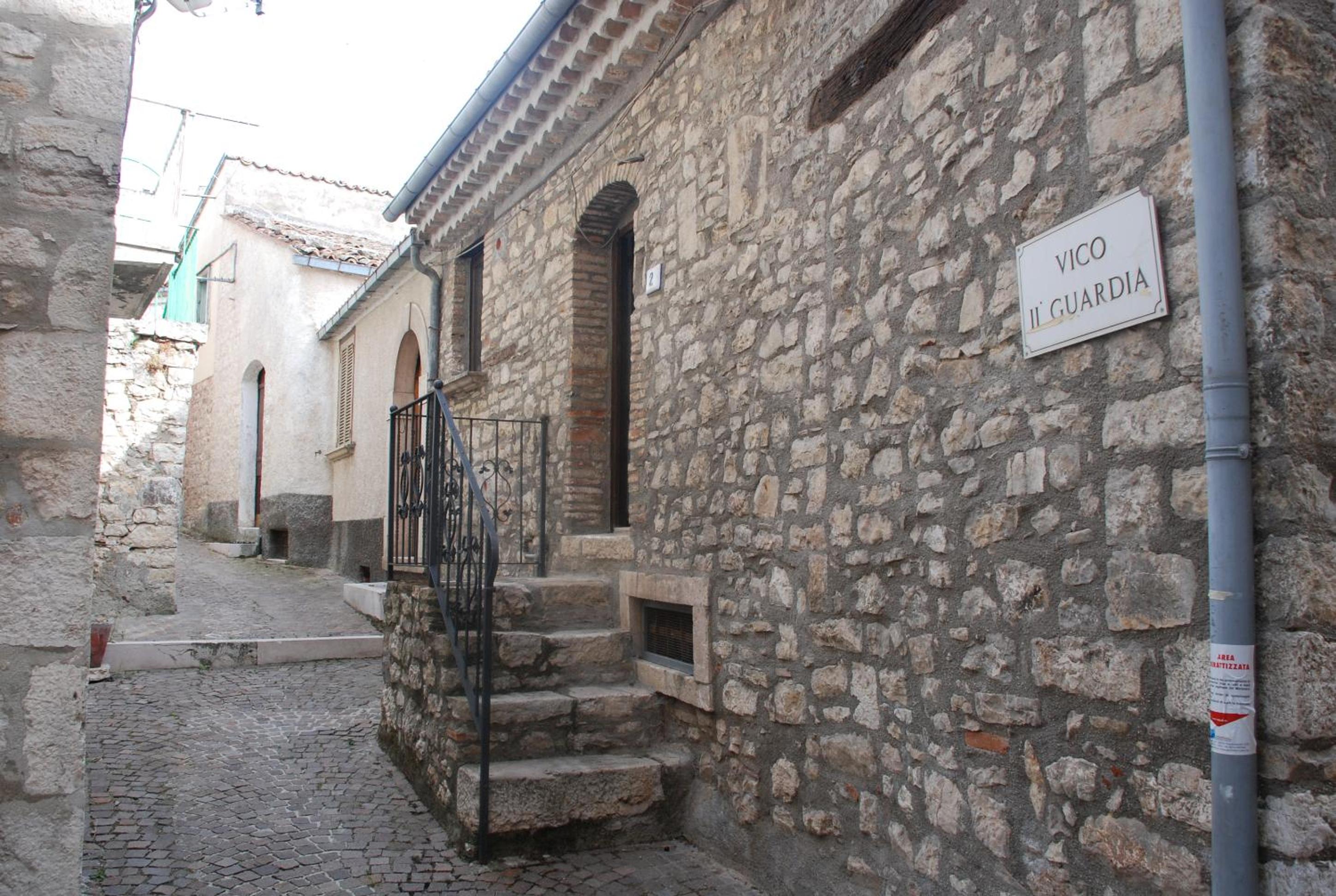 Photo 36