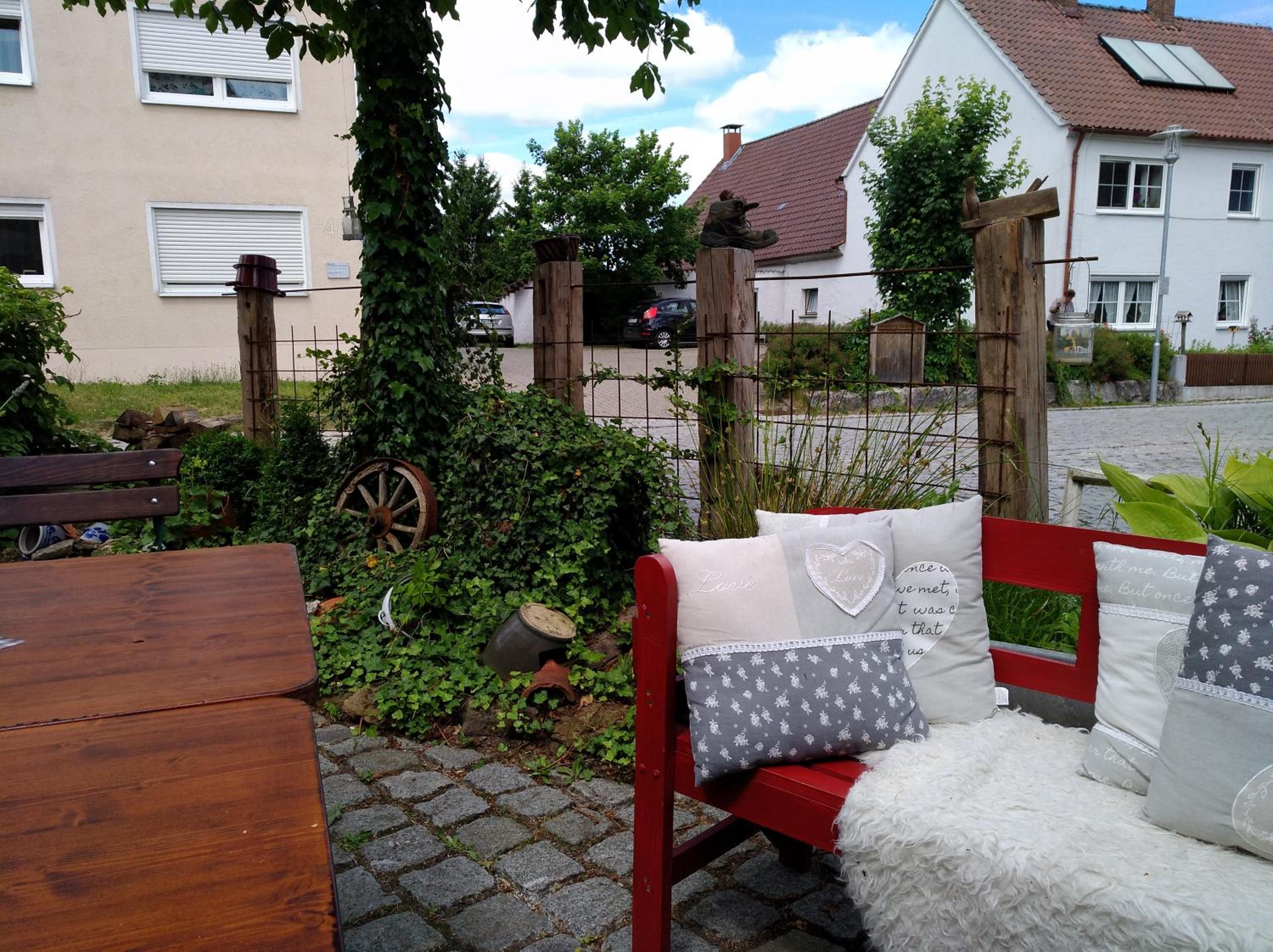 Photo 8