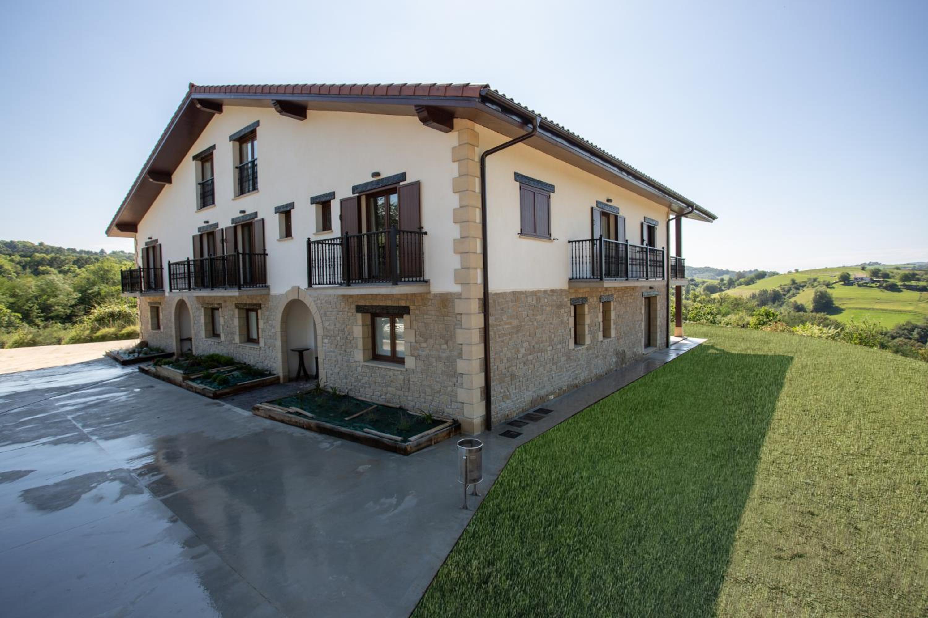 Agroturismo Basitegi view 5