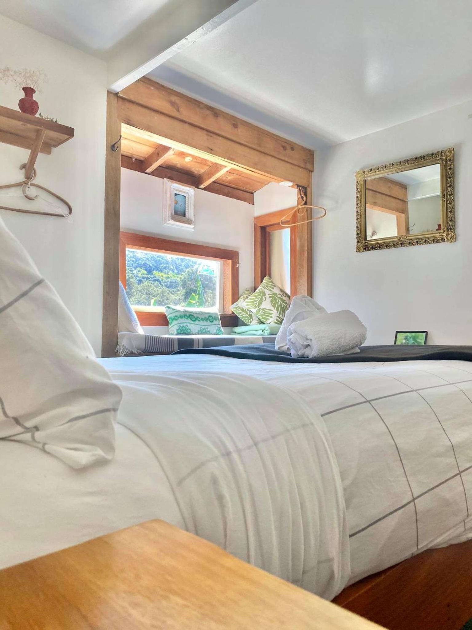 Waiheke Island Guesthouse view 3