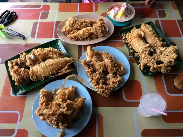 Farah Banglo Homestay Kemasik photo 2