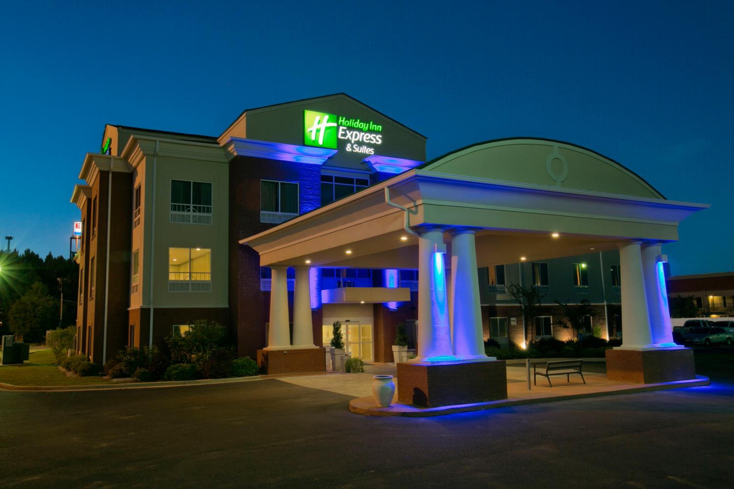 Holiday Inn Express  Suites Brookhaven, an IHG Hotel - Property Image 8