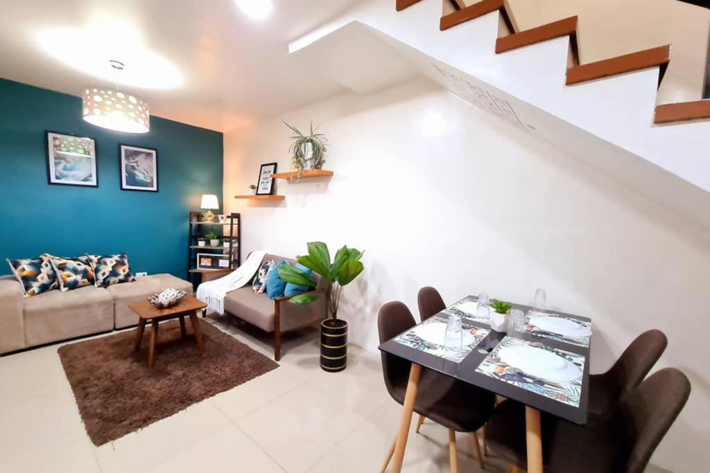 Cozy Space Near SM with Netflix and Fiber WiFi view 3