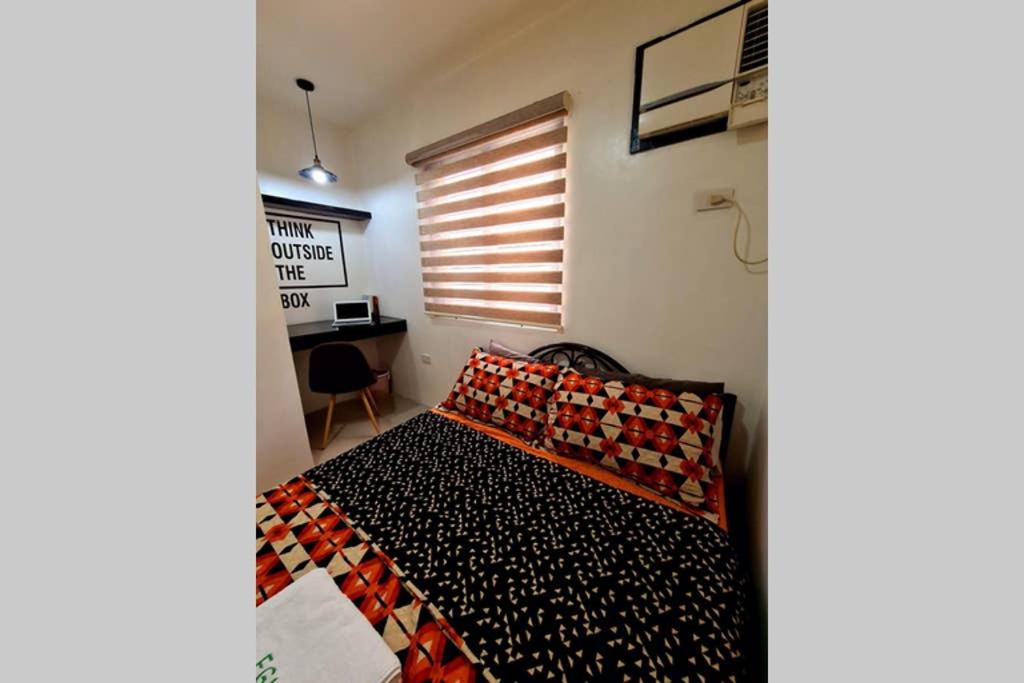 Cozy Space Near SM with Netflix and Fiber WiFi view 5