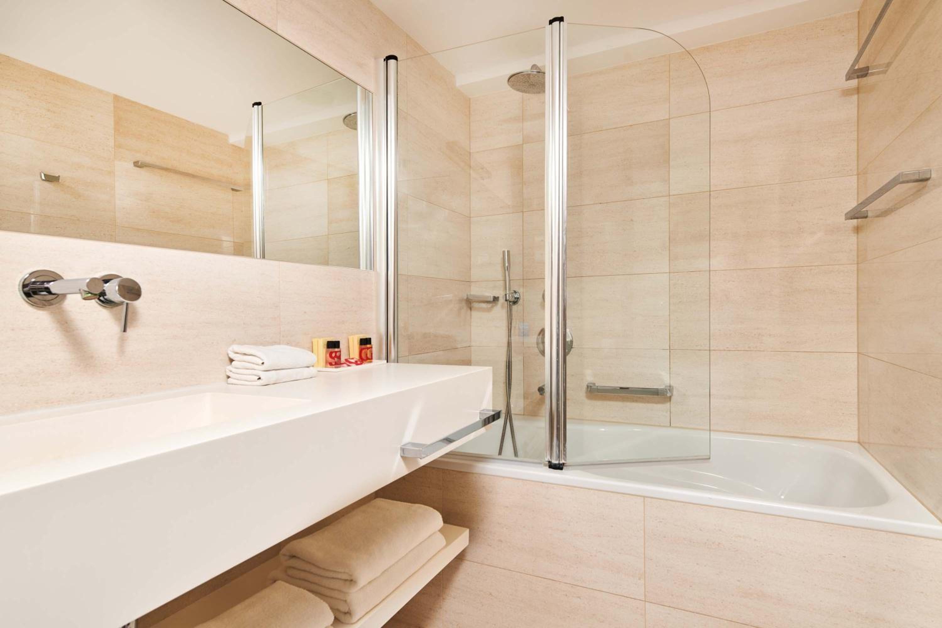 Hotel Parentium Plava Laguna - Property Image 28