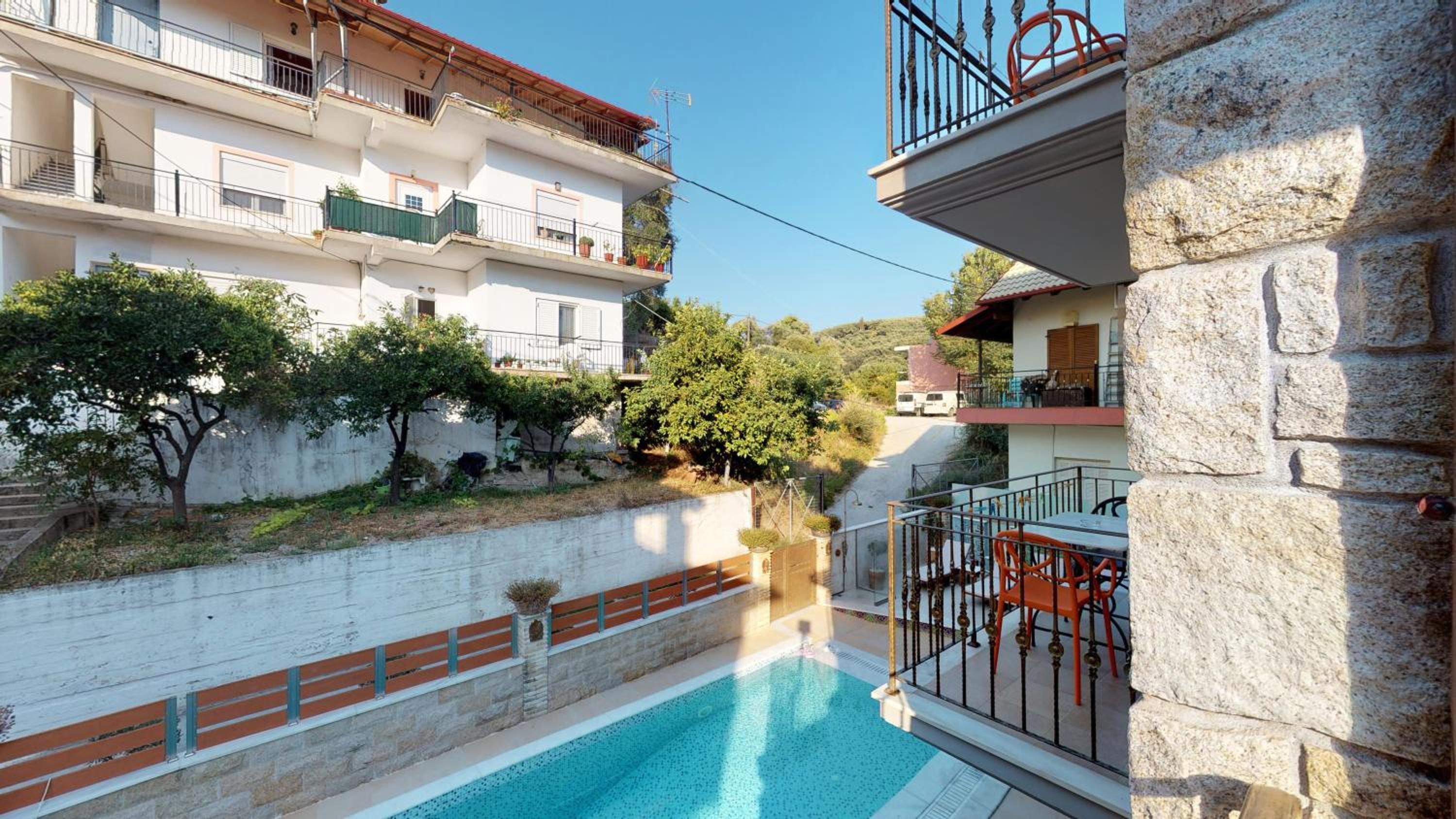 Leda Suites