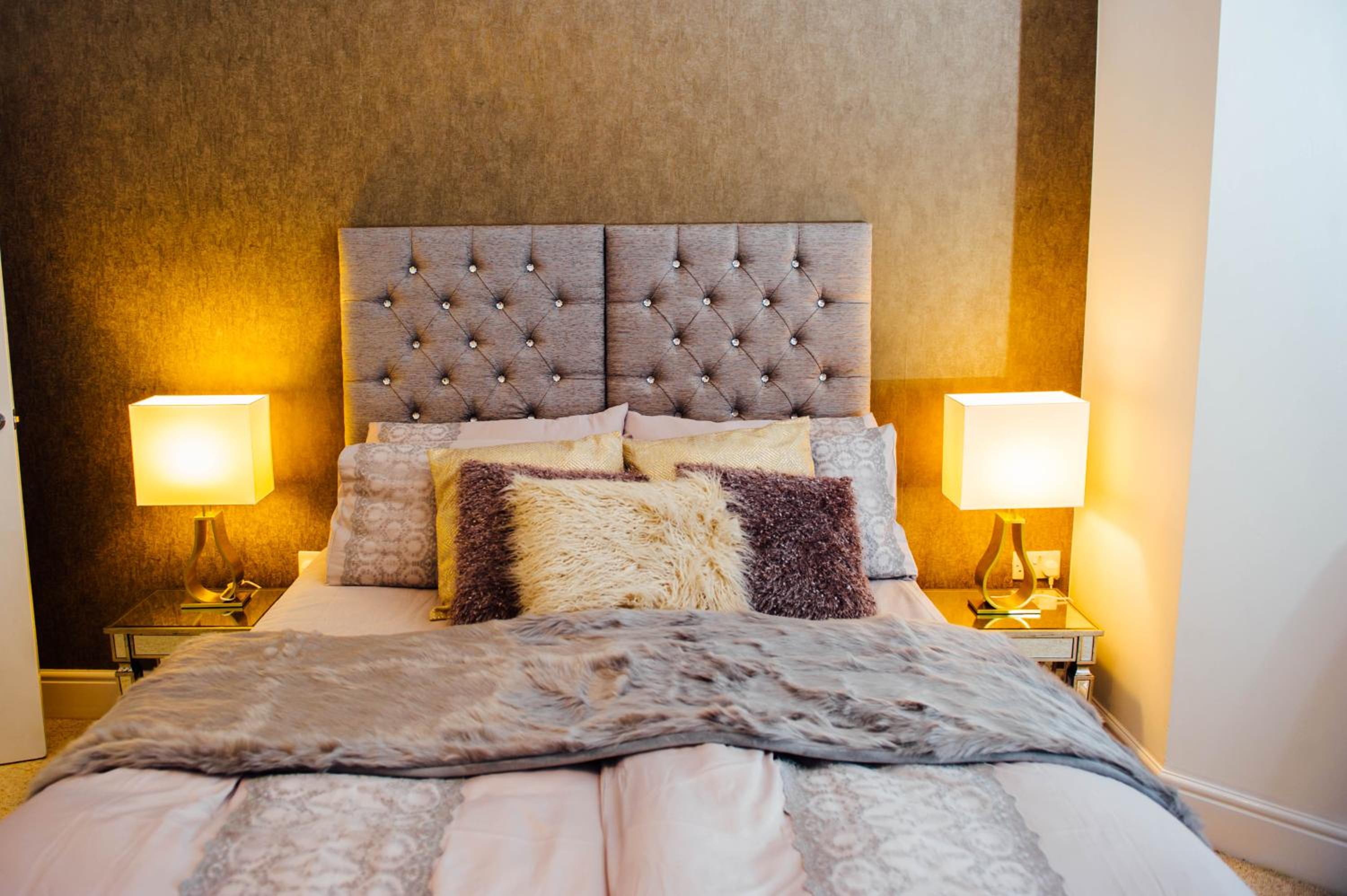 Your Home to Home Luxury Cardiff Accommodation view 3