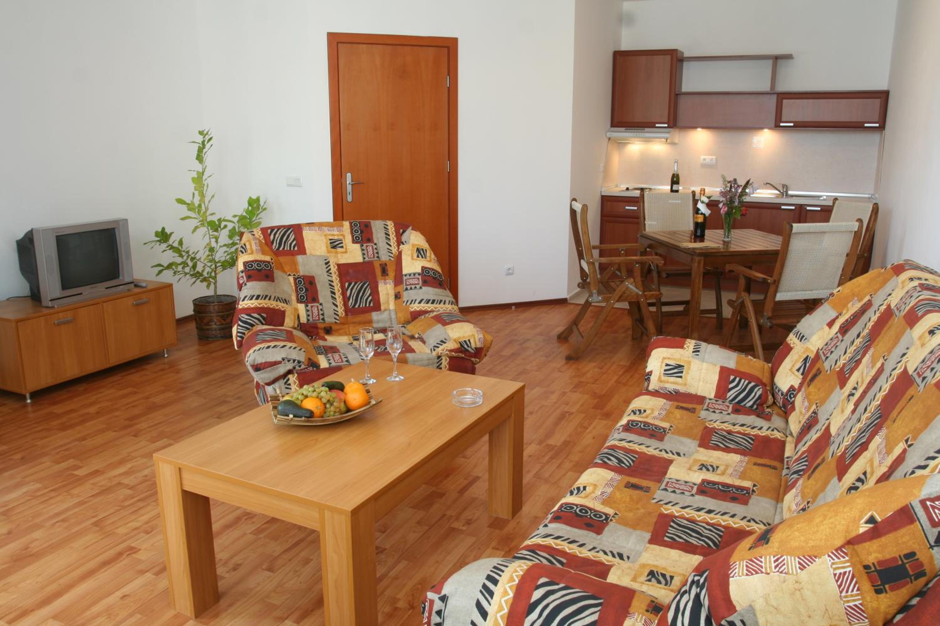 Joya Park Apartments