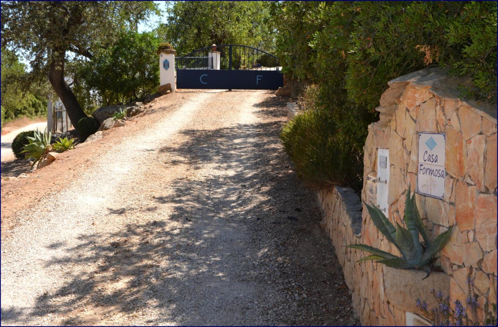 Photo 32