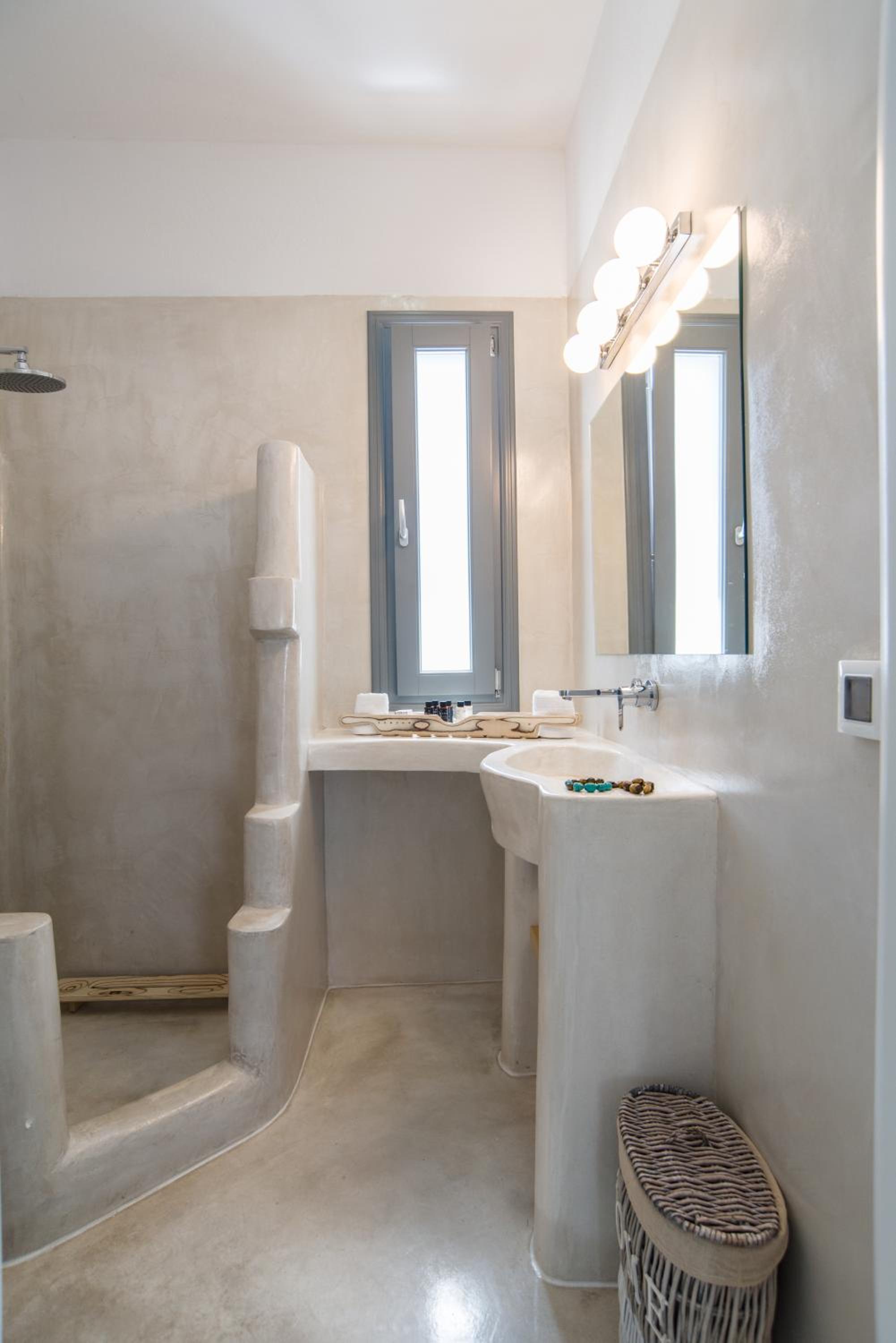 LAGADI SUITES by K&K