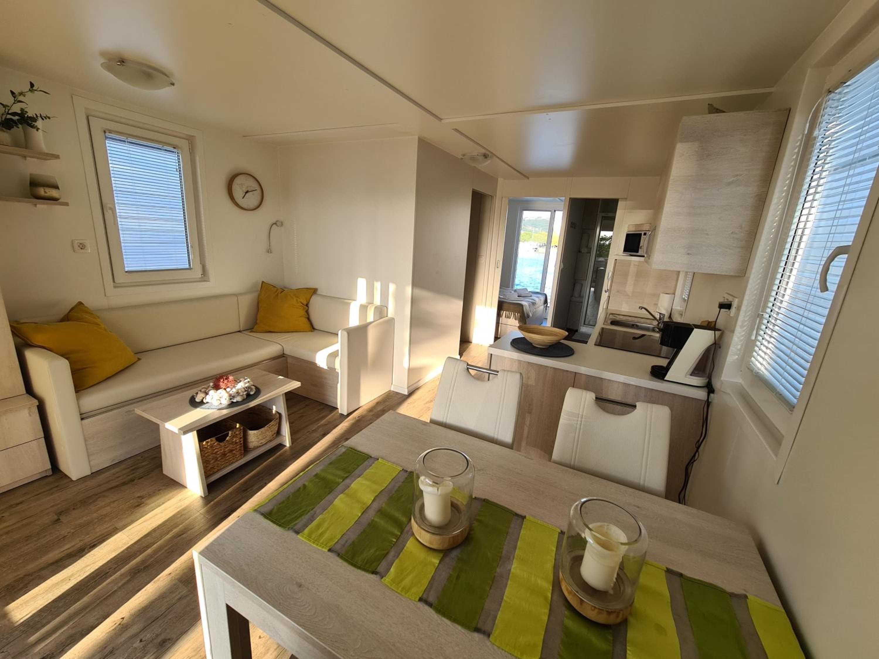 Marina Seahouse Brina