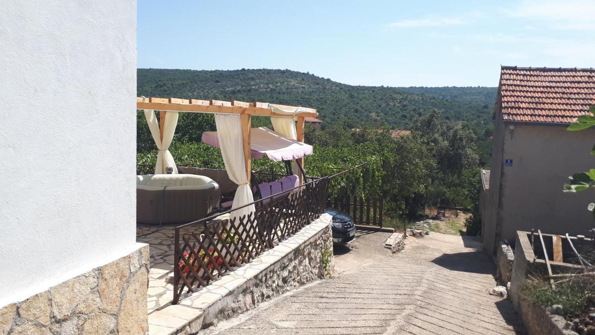 Luminaria Solis Vacation Home view 2