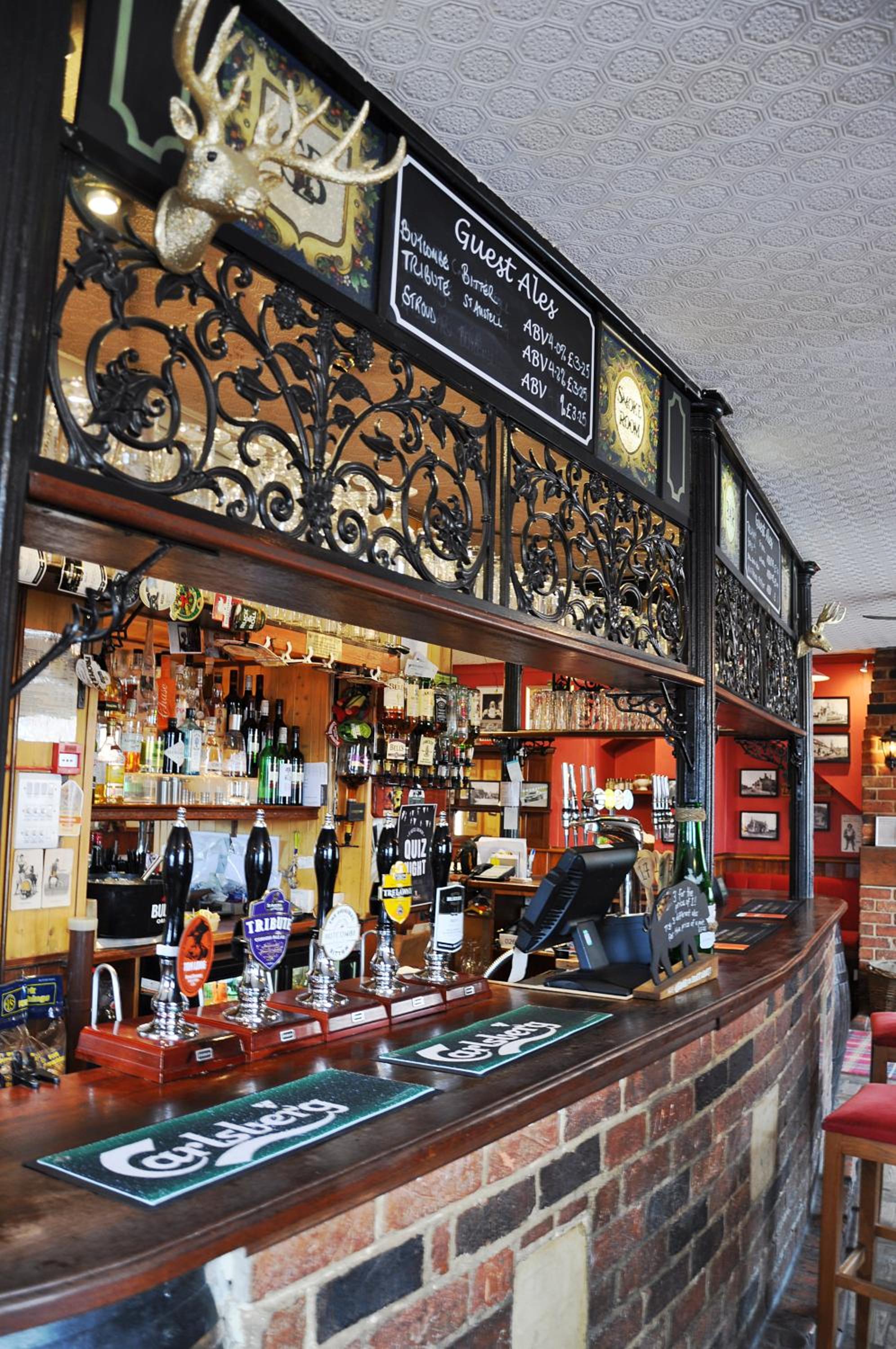 Stroud Vacations - The Clothiers Arms - Property Image 5