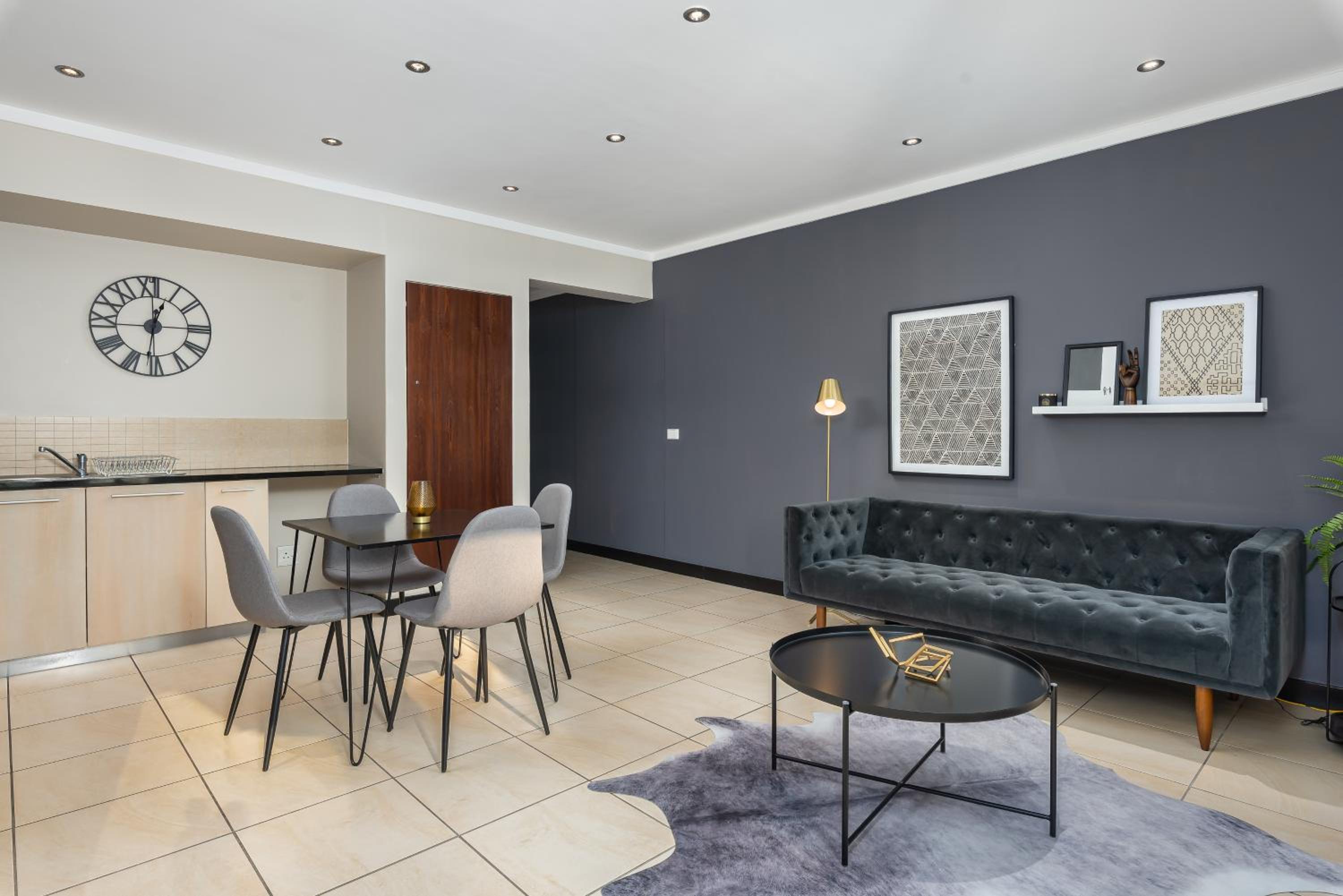 Icon Apartments