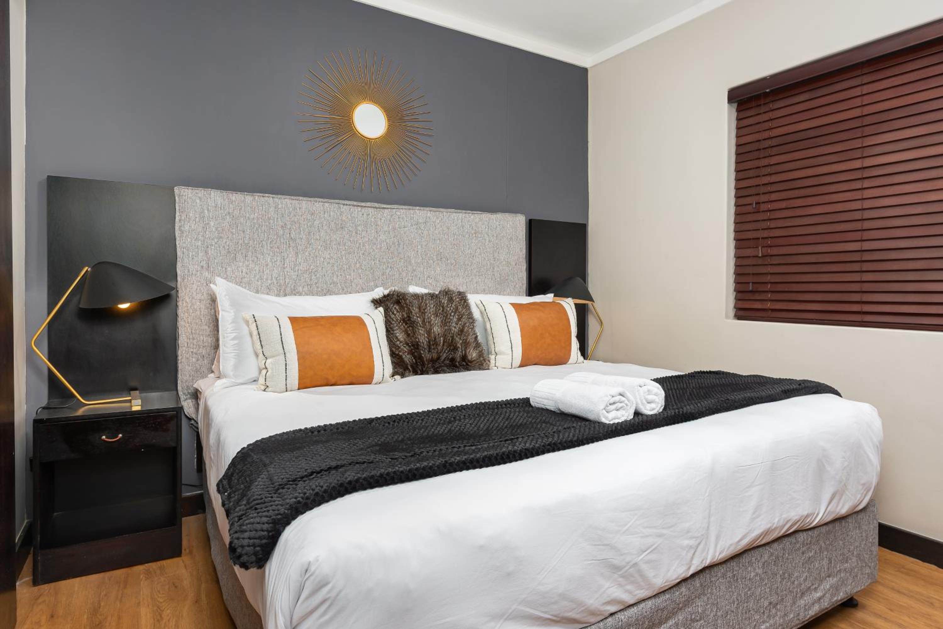 Icon Apartments