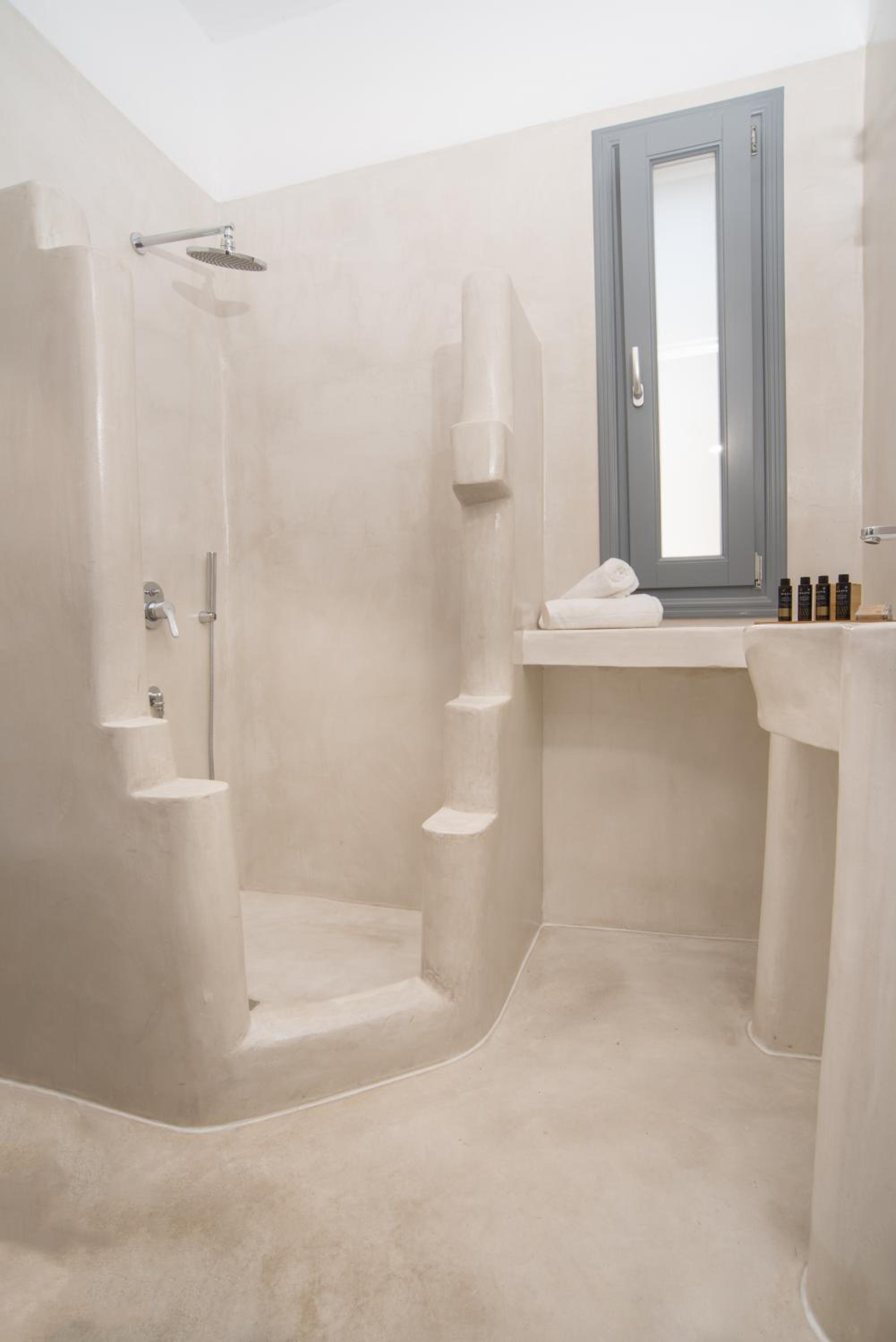 LAGADI SUITES by K&K