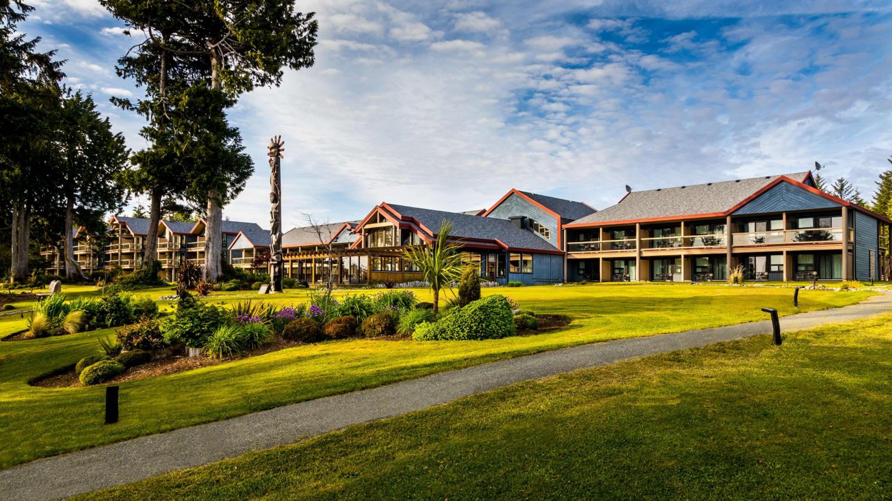 Tofino Vacations - Best Western Plus Tin Wis Resort - Property Image 1