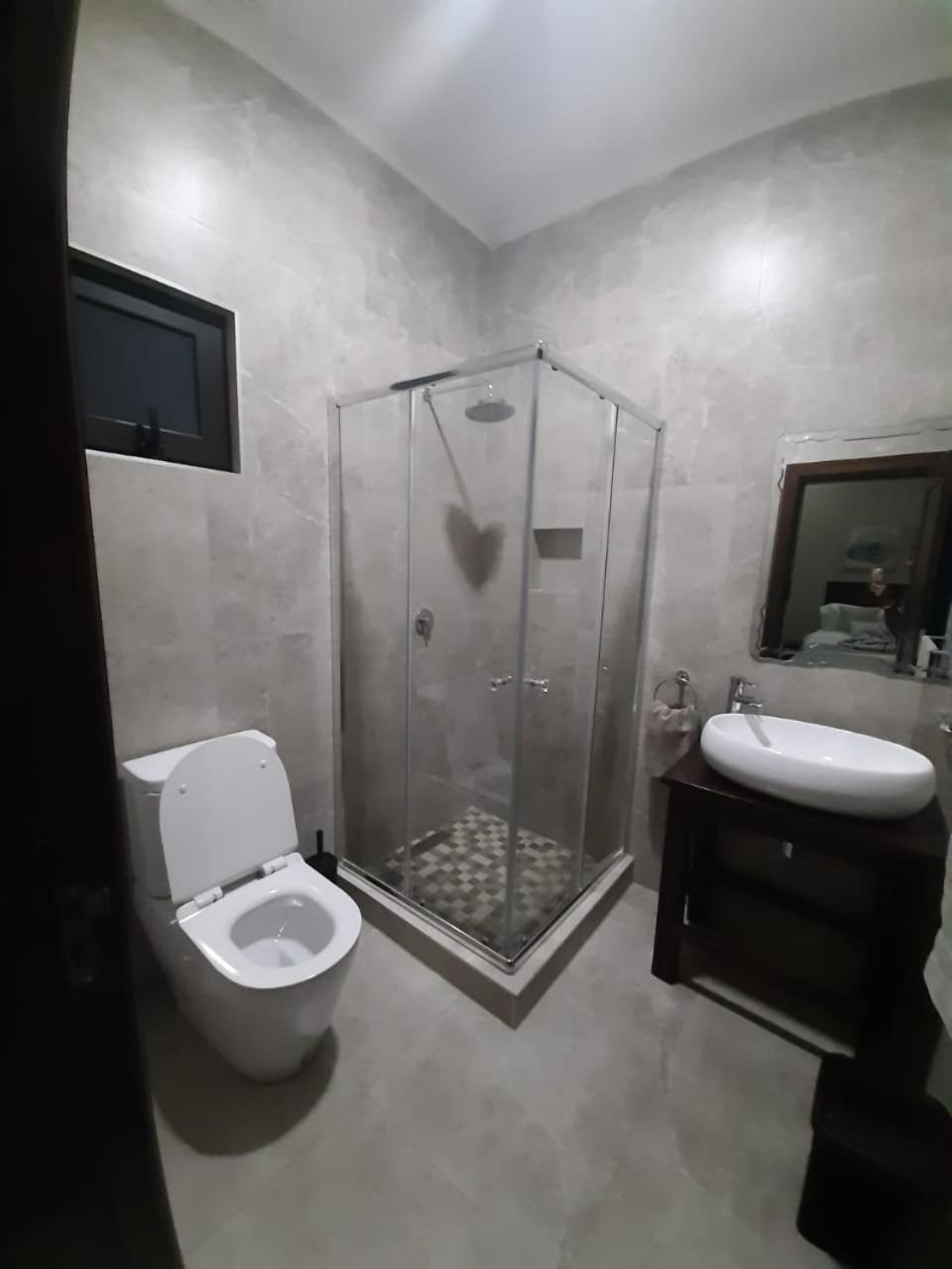 Photo 37