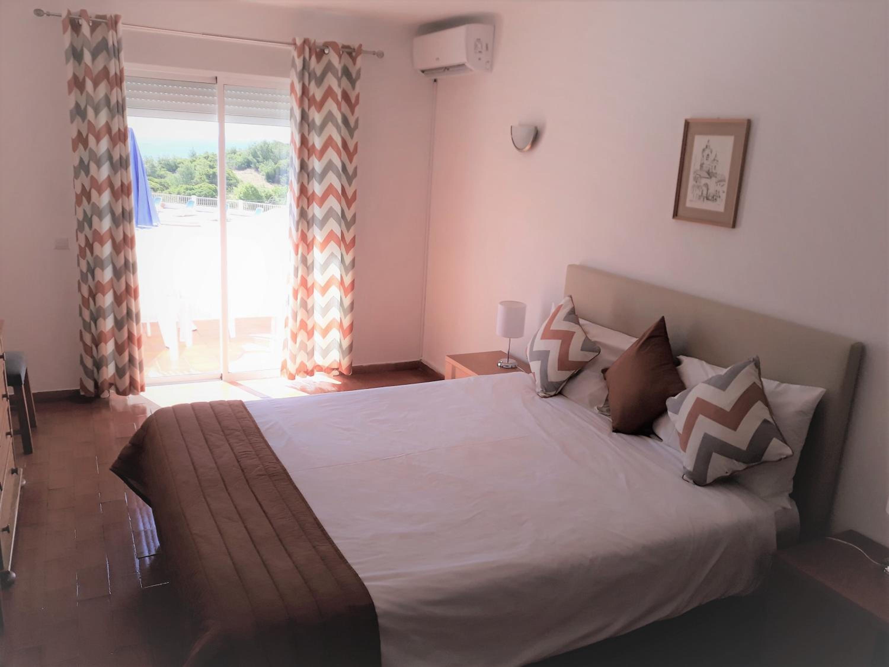 Apartamentos Salema Praia Club