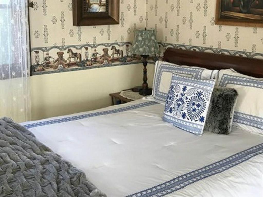 Gardenview Bed and Breakfast