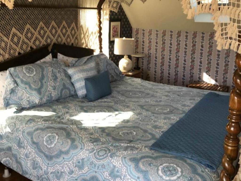 Gardenview Bed and Breakfast