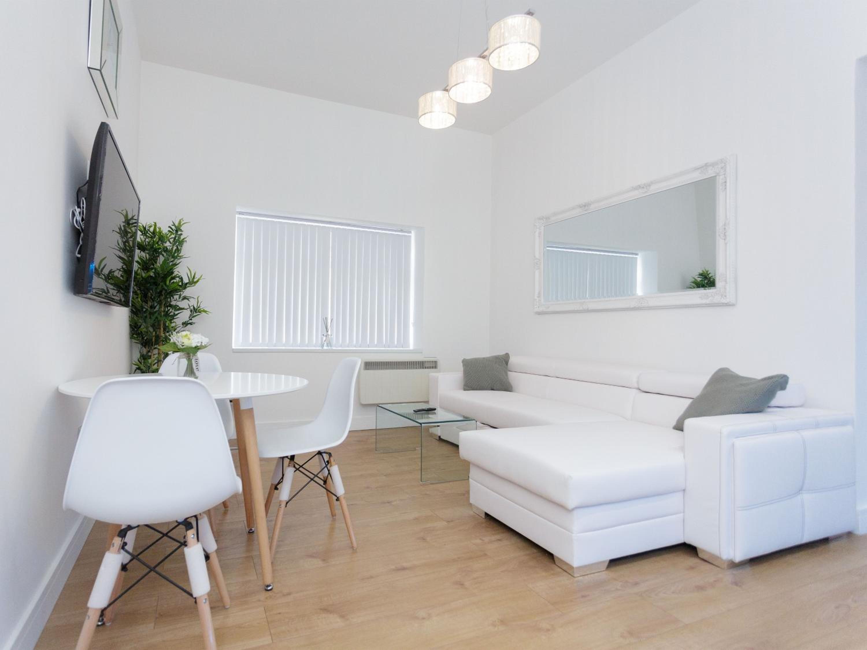 Live in Leeds Greenhill Bungalows