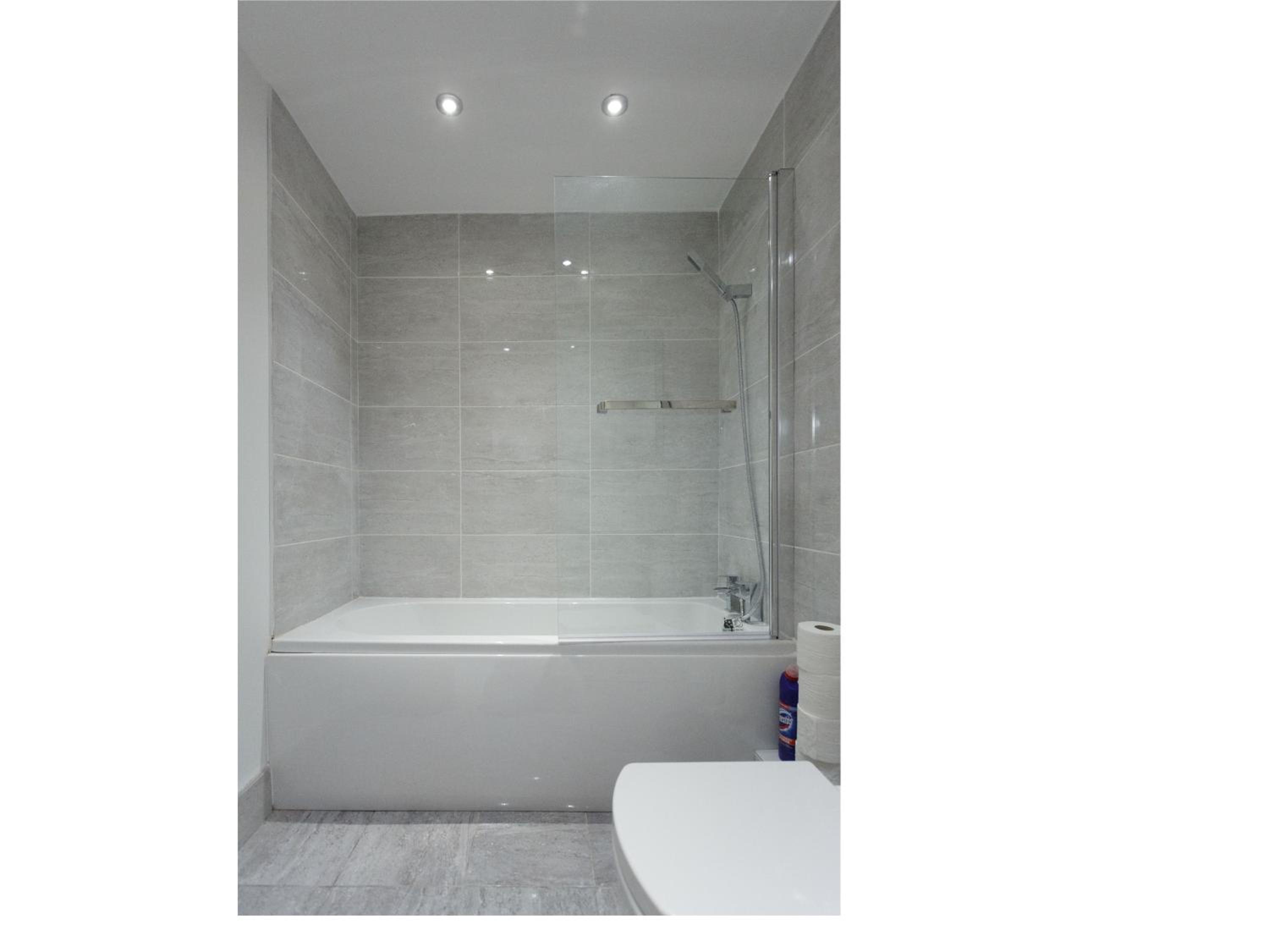 Live in Leeds Greenhill Bungalows
