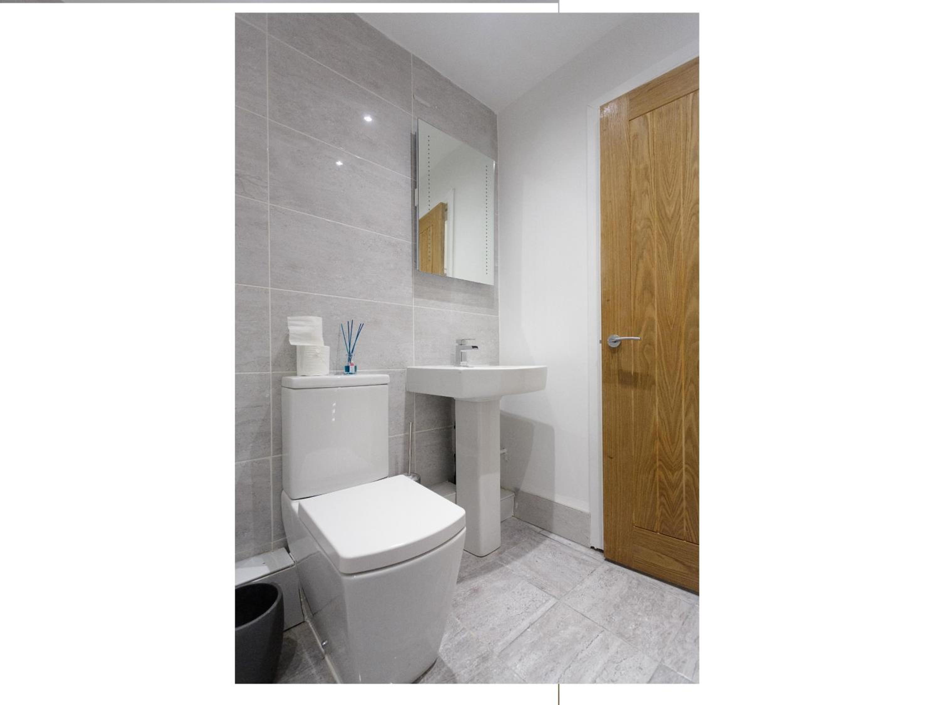 Live in Leeds Greenhill Bungalows