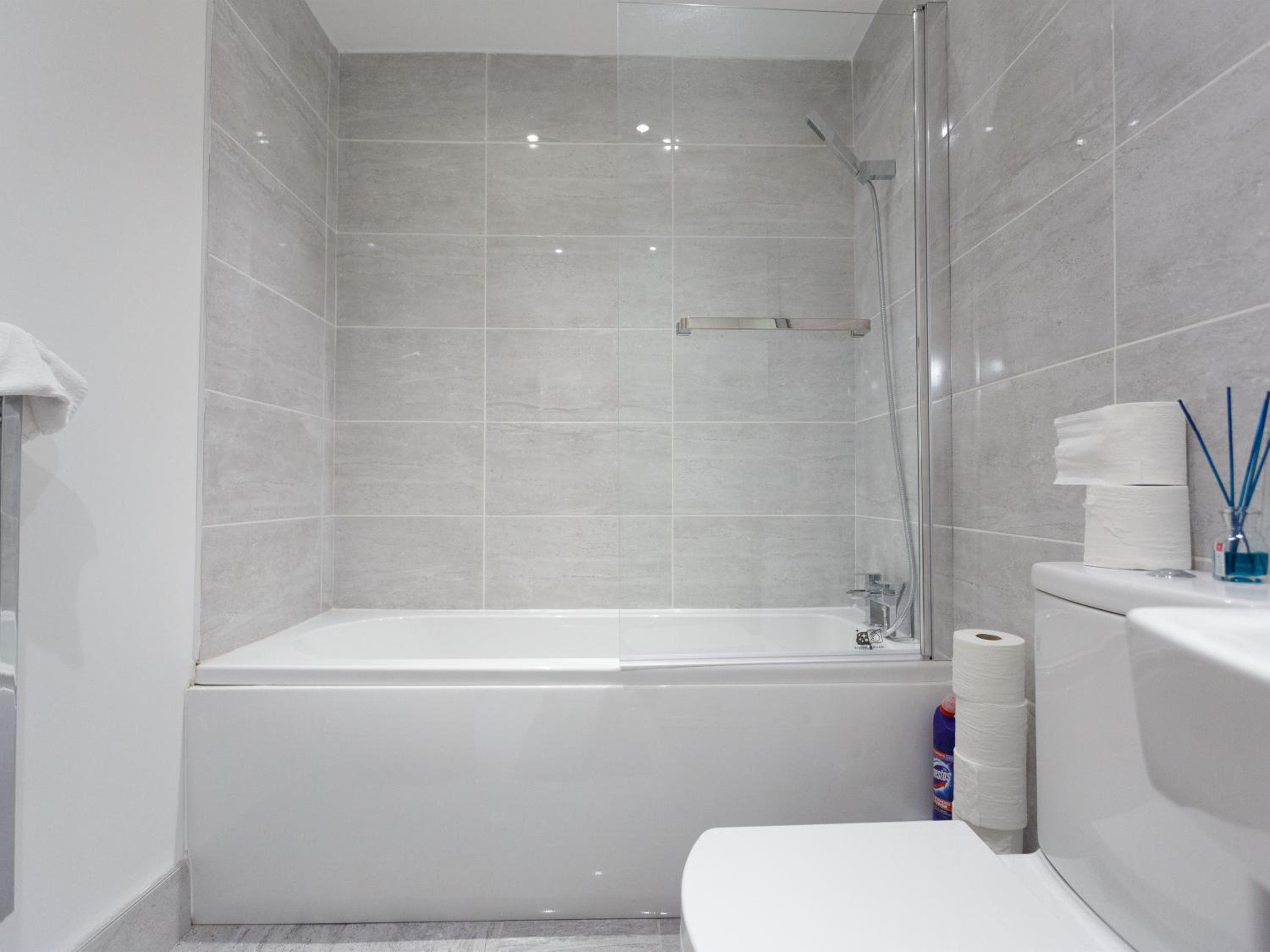 Live in Leeds Greenhill Bungalows