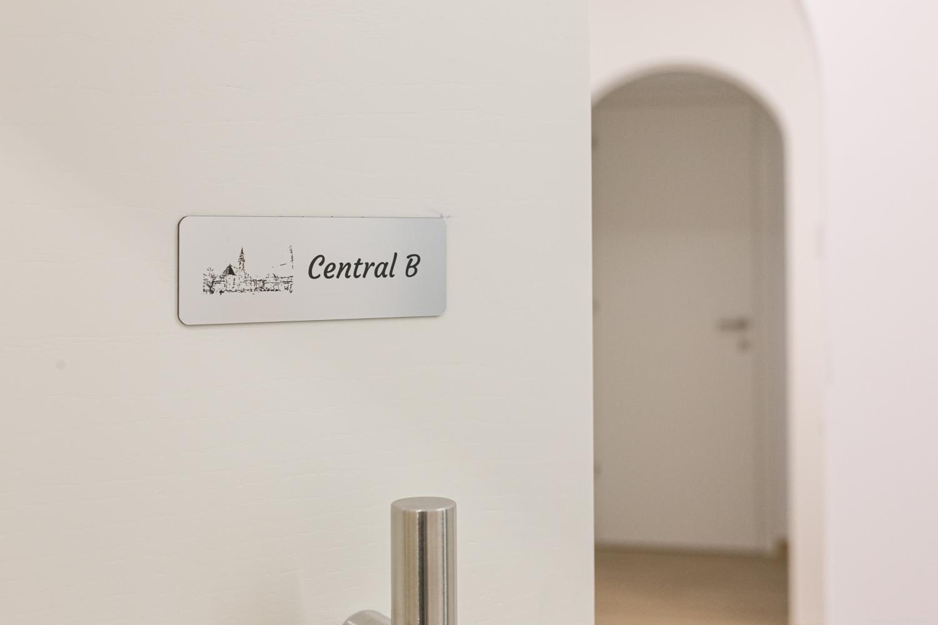 Apartment Central