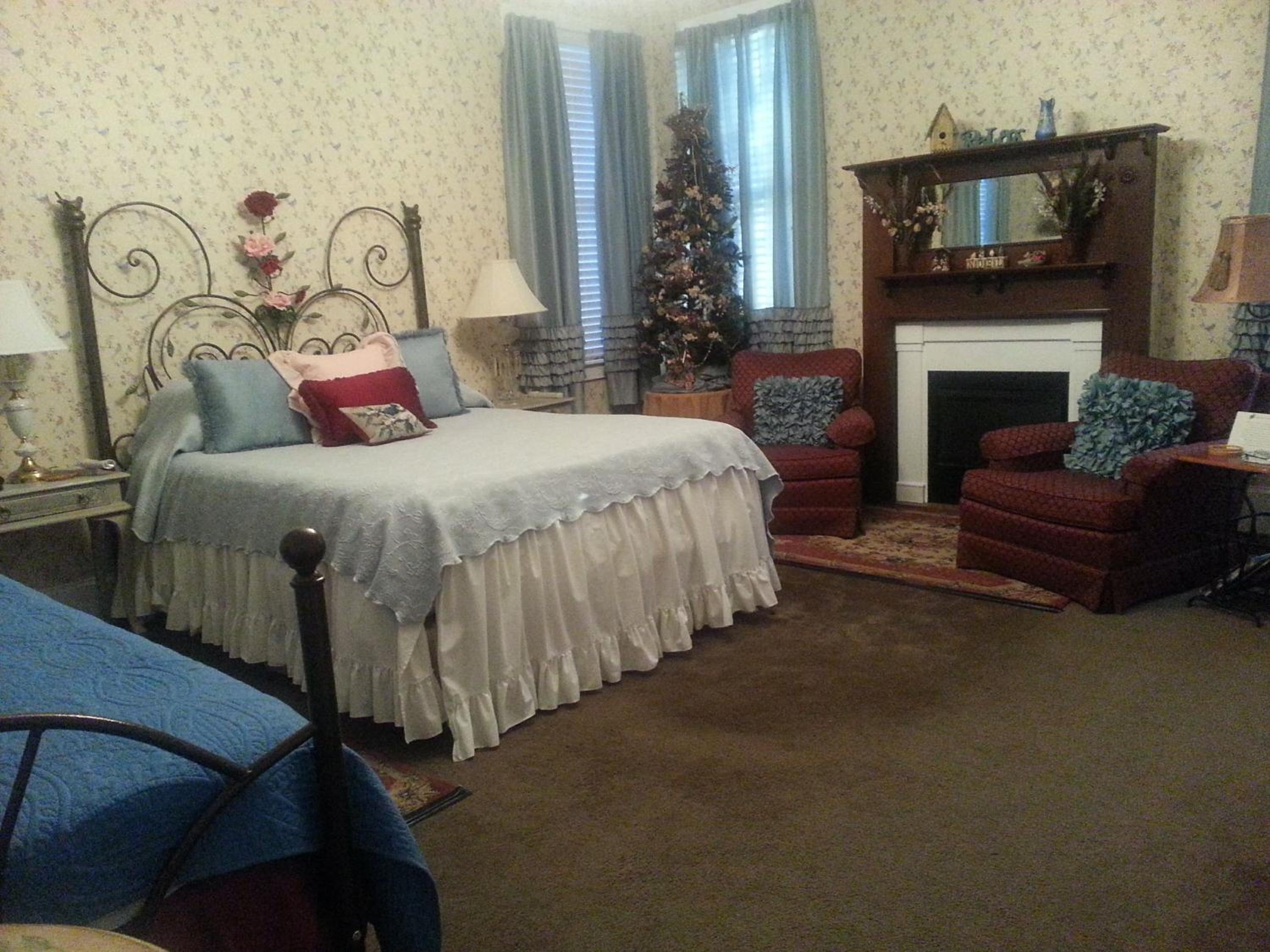 Holly House of Hamilton