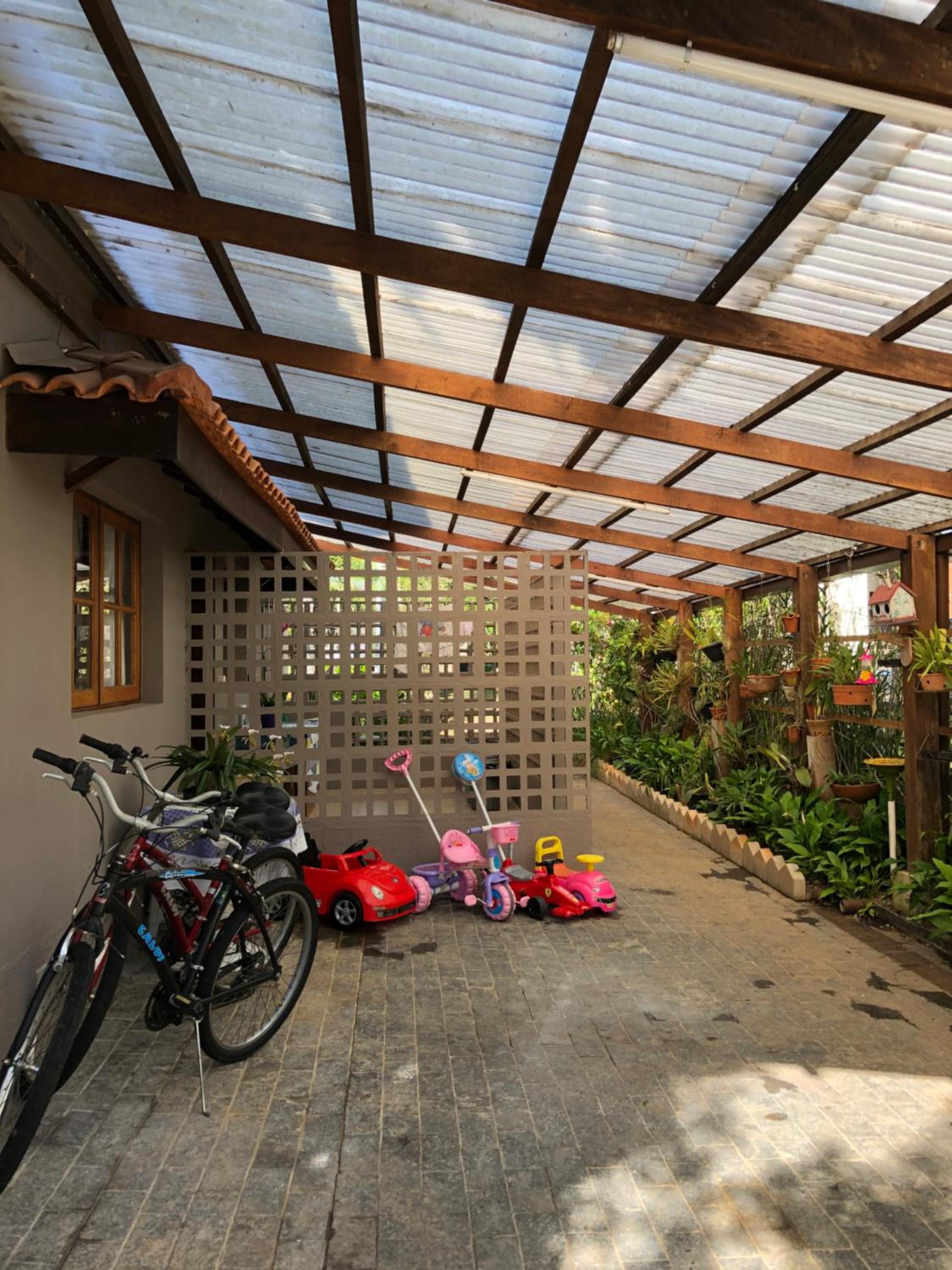 Casa alto padrão em condomínio fechado - São Roque