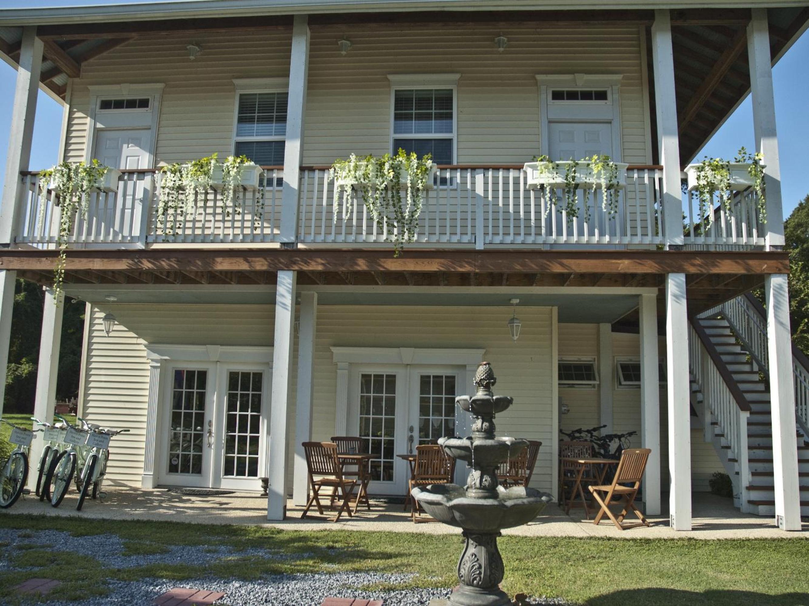 Haven Point Inn and Gallery view 3