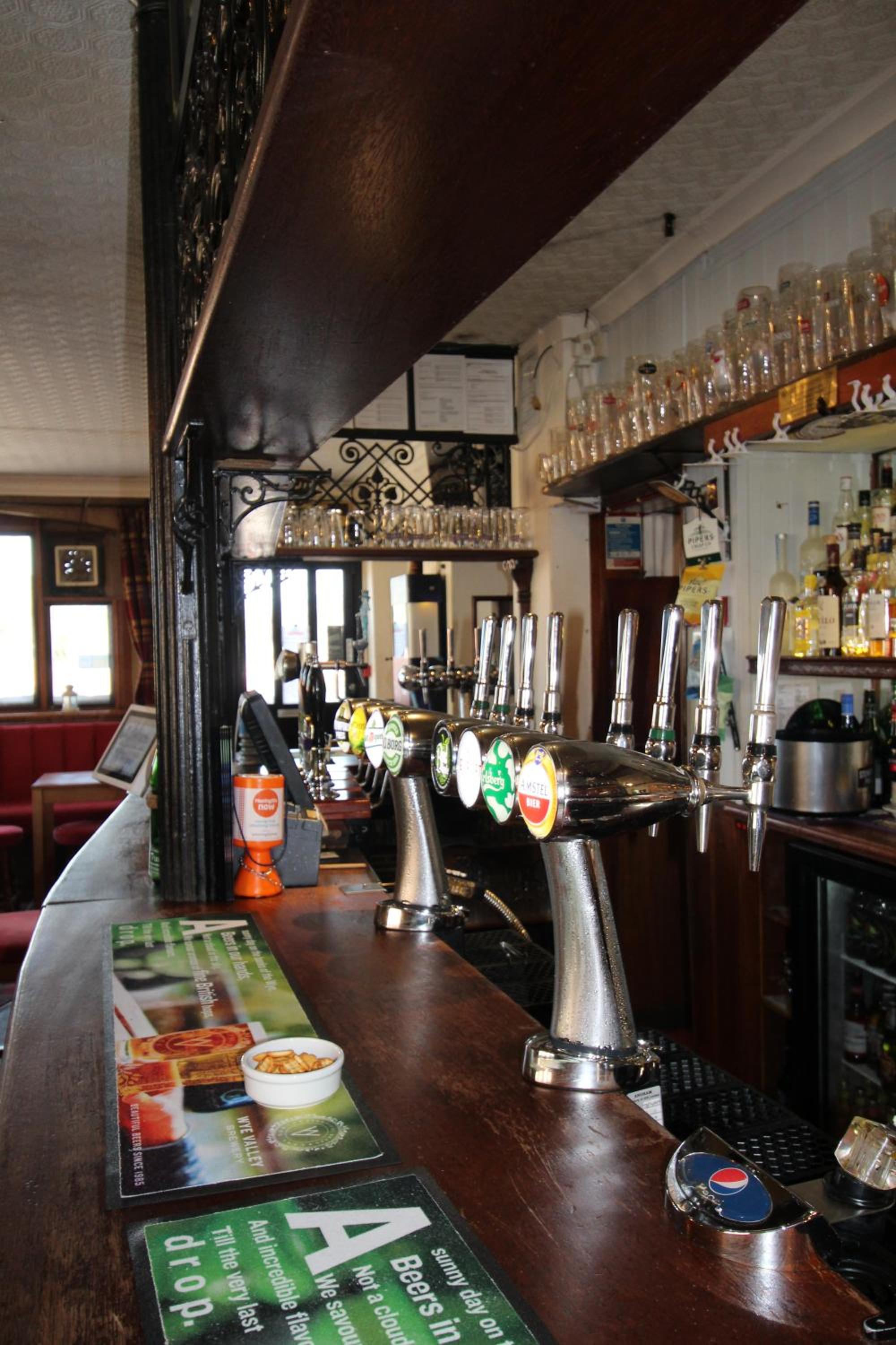 Stroud Vacations - The Clothiers Arms - Property Image 34