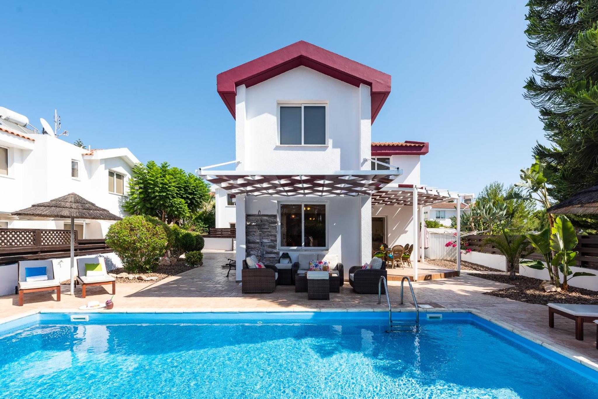 Villa Willow Mandali by Ezoria Villas