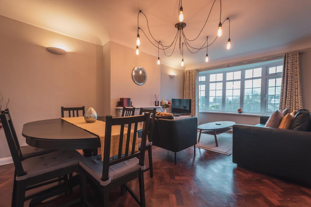 Kings Field Maisonette view 4