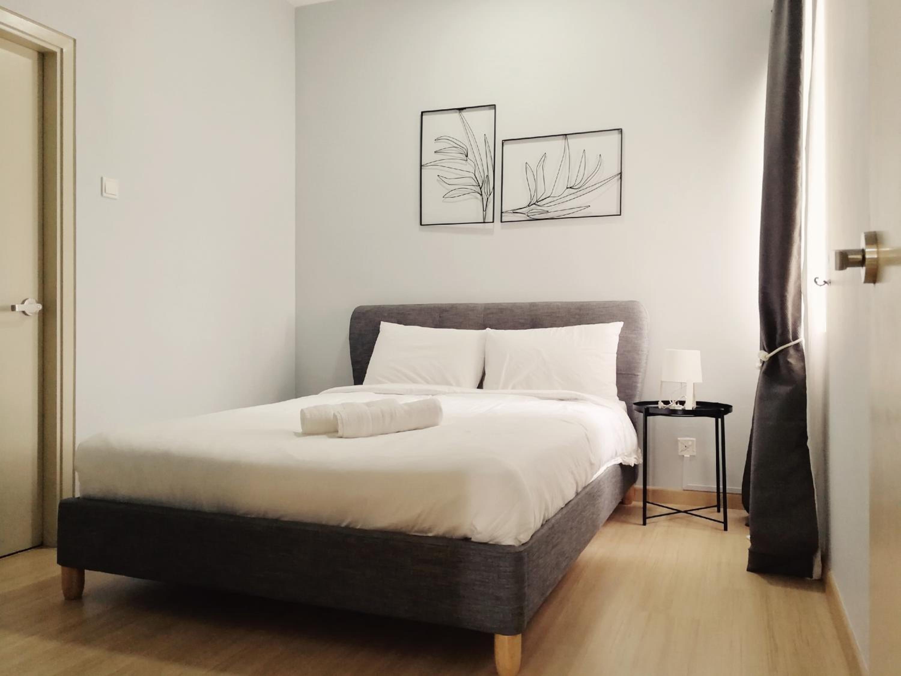 3 Bedrooms FULLY AIRCOND,near MSU , Shah Alam stadium