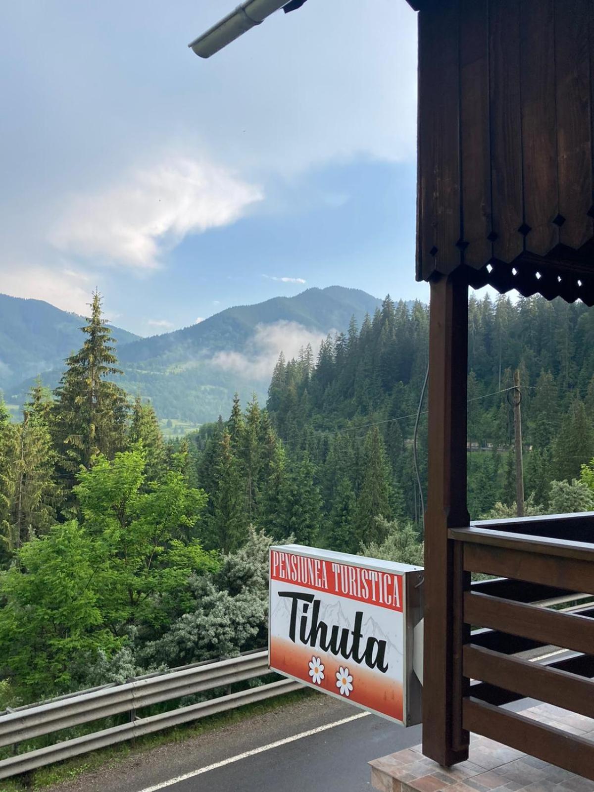 Pensiunea Turistică Tihuța view 2