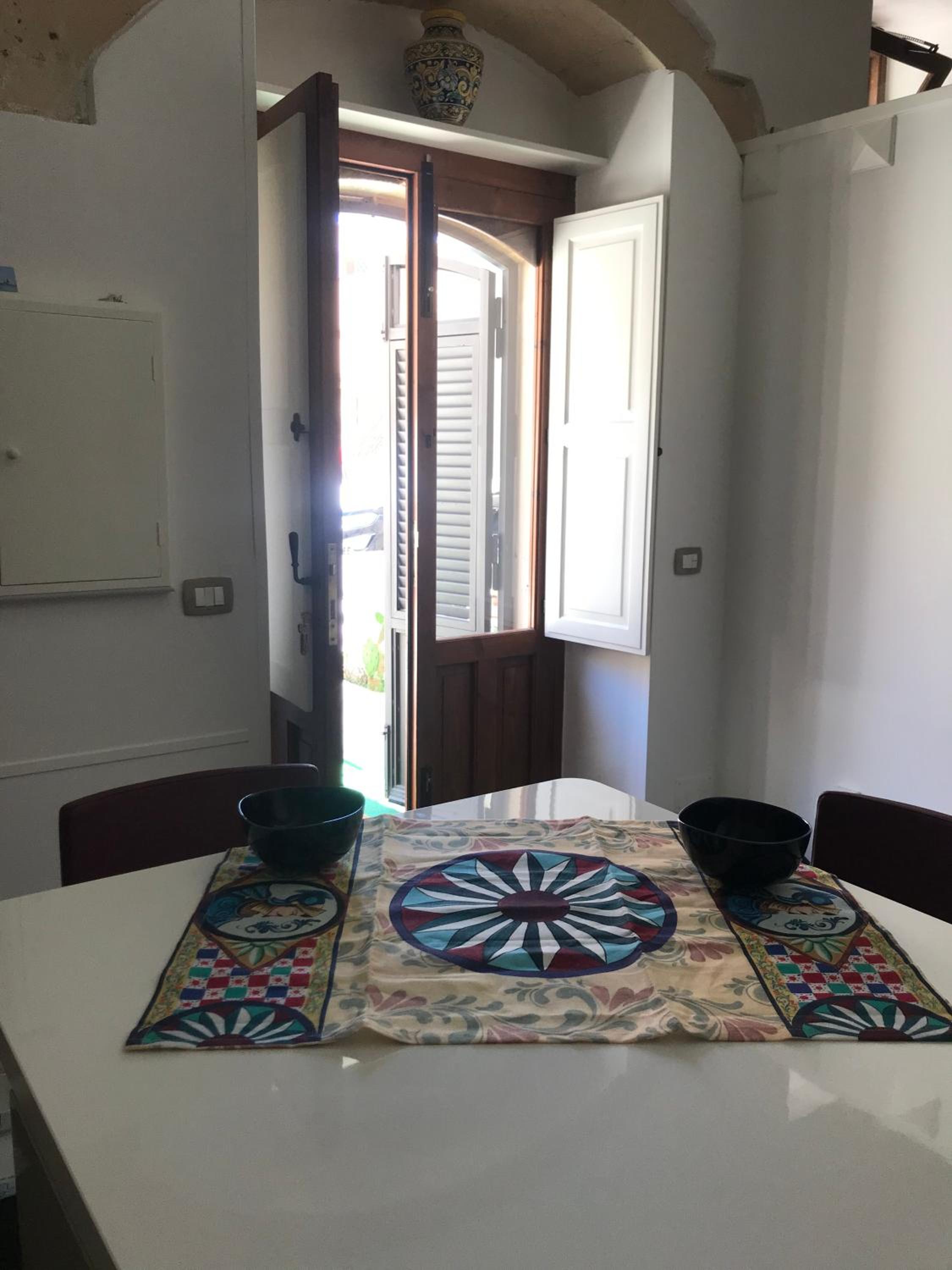 Le cinque pietre en Siracusa
