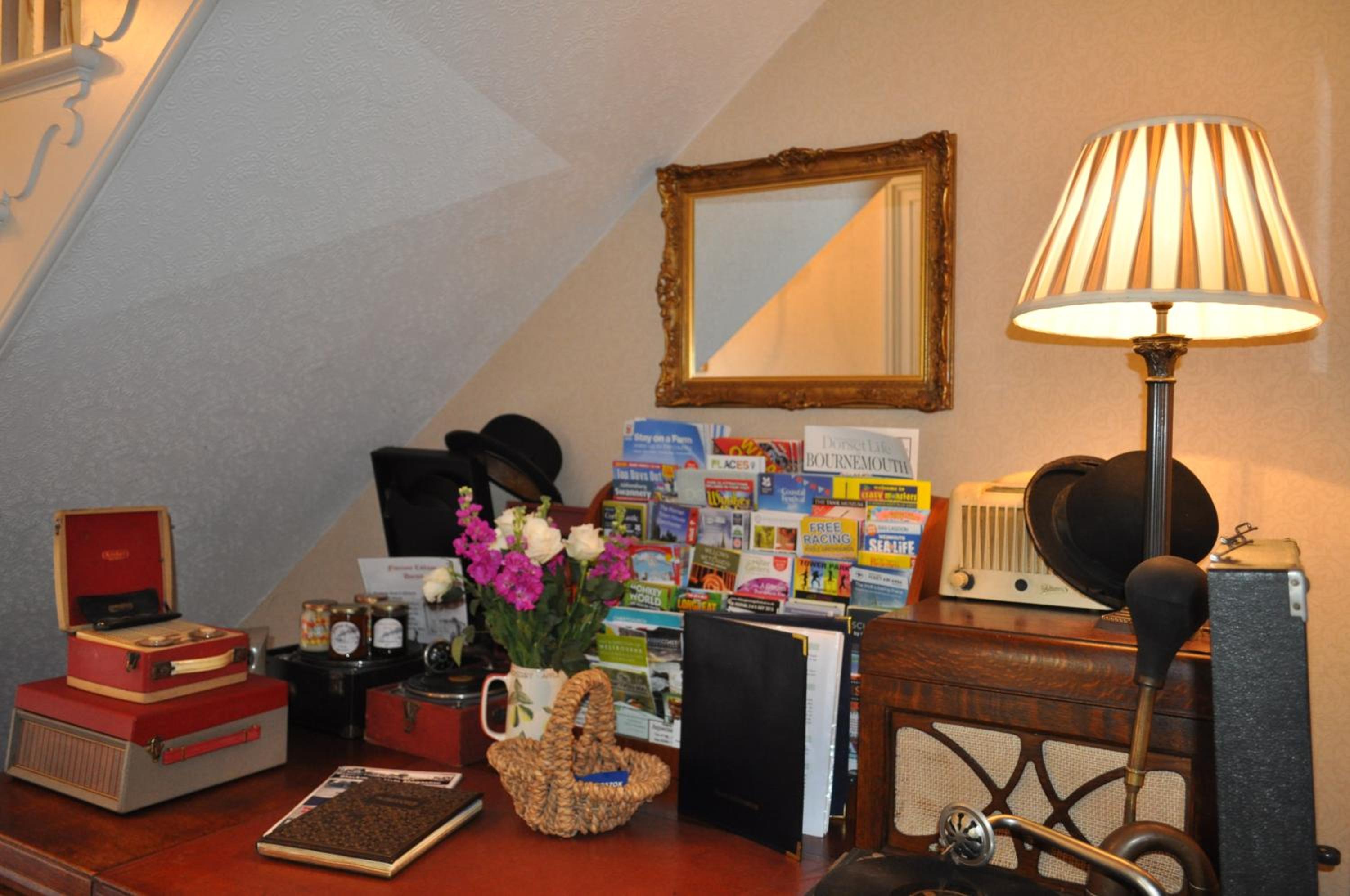 Photo 10