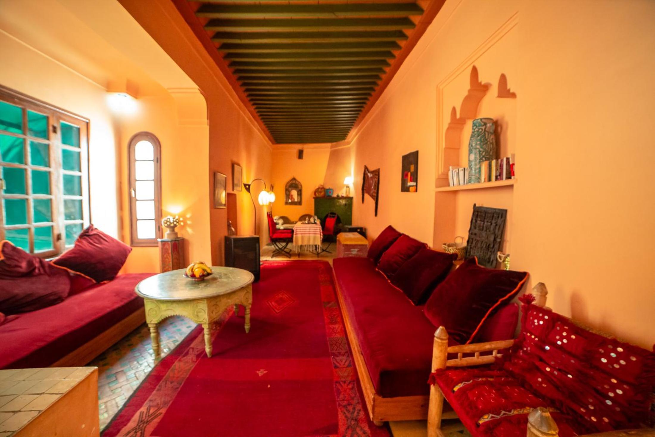 lounge