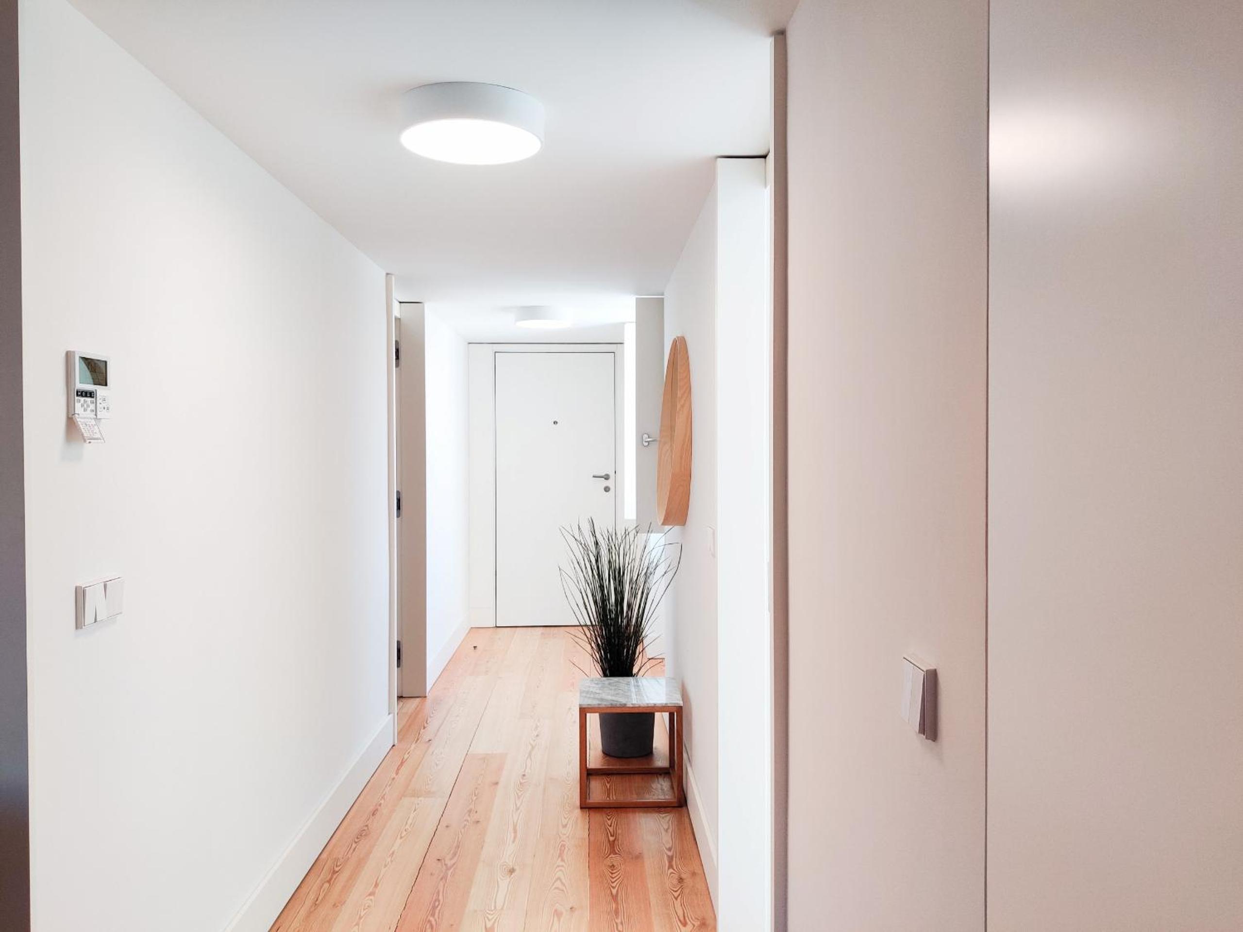FLH Downtown Modern Apartment view 4