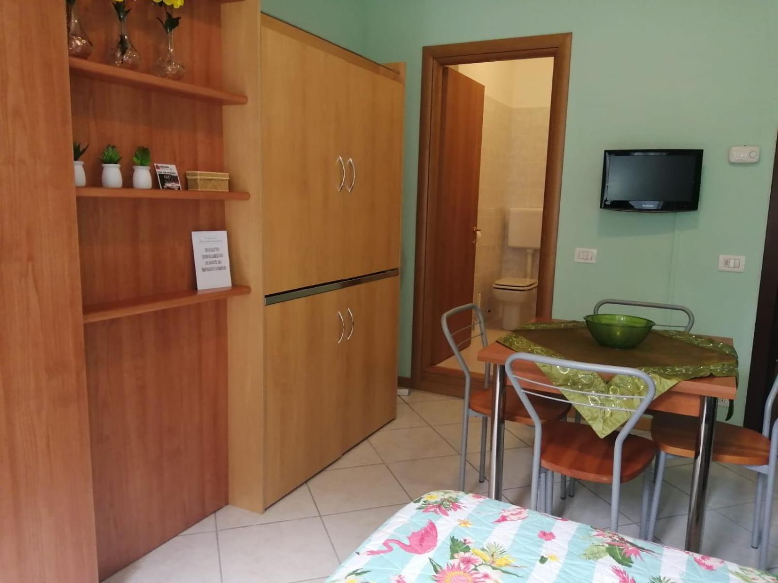 LAGO DI COMO LAKE APARTMENT CASA VACANZe photo 2